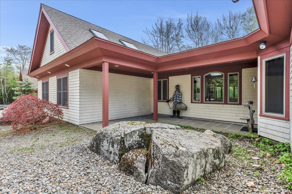 70 Ledgewood Lane