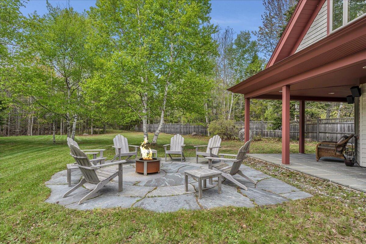 70 Ledgewood Lane