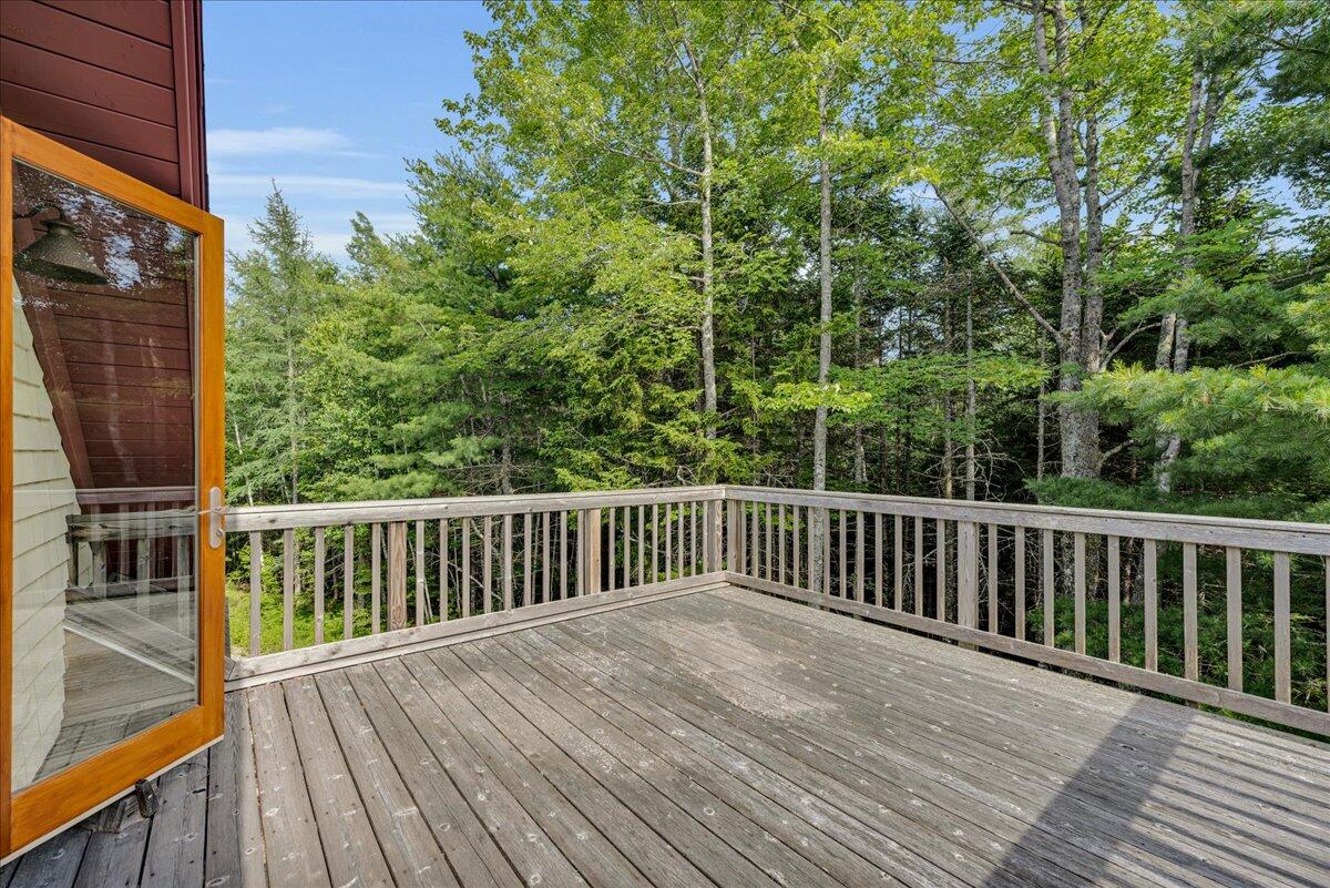 70 Ledgewood Lane