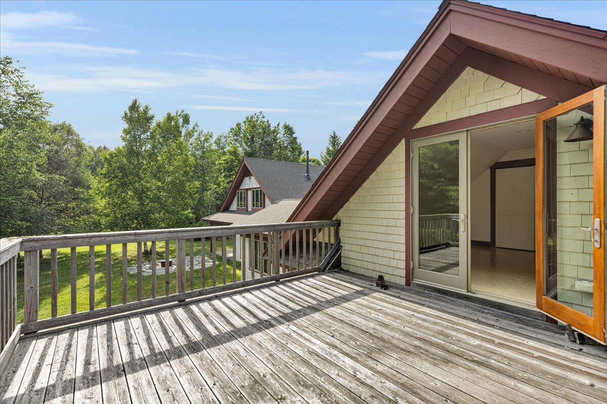 70 Ledgewood Lane