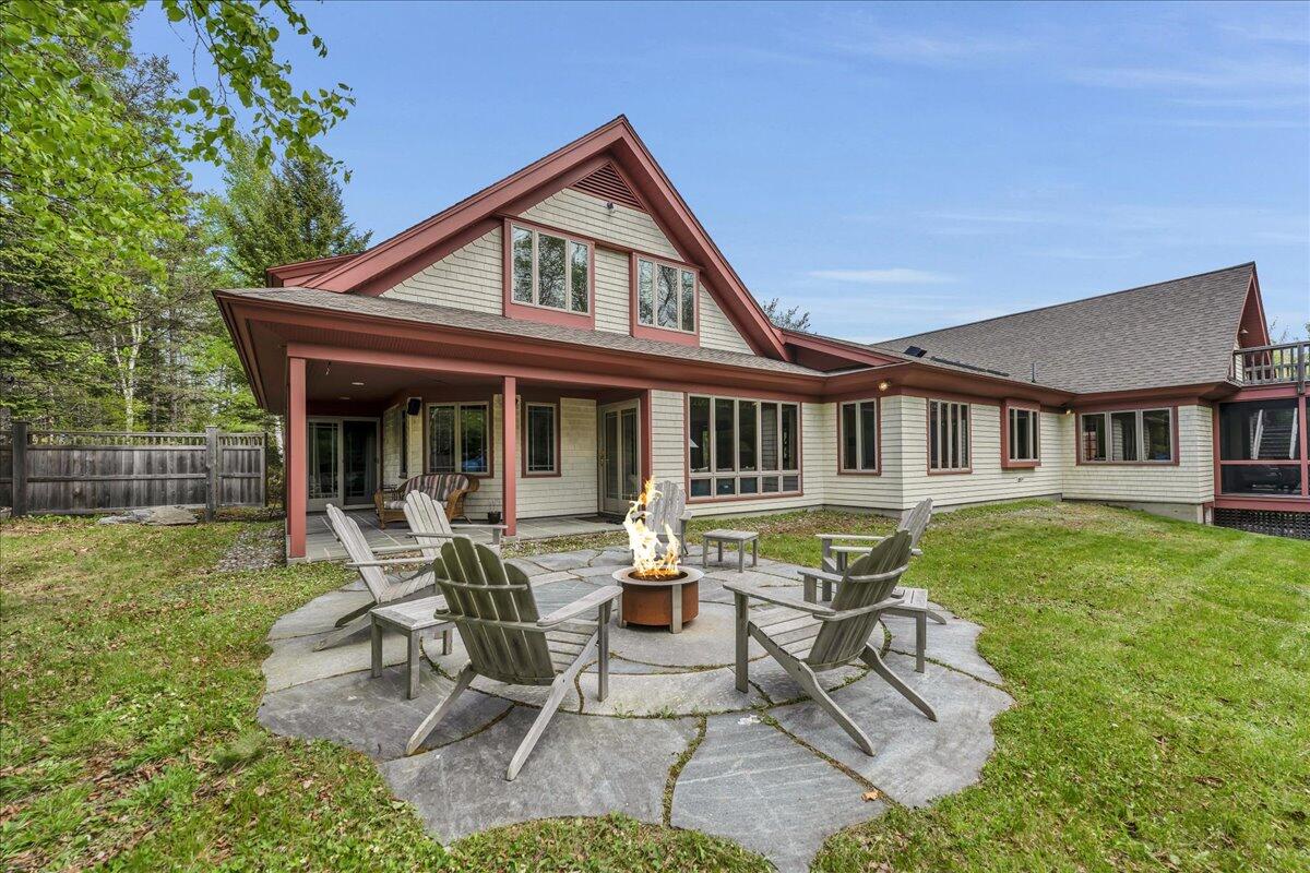 70 Ledgewood Lane