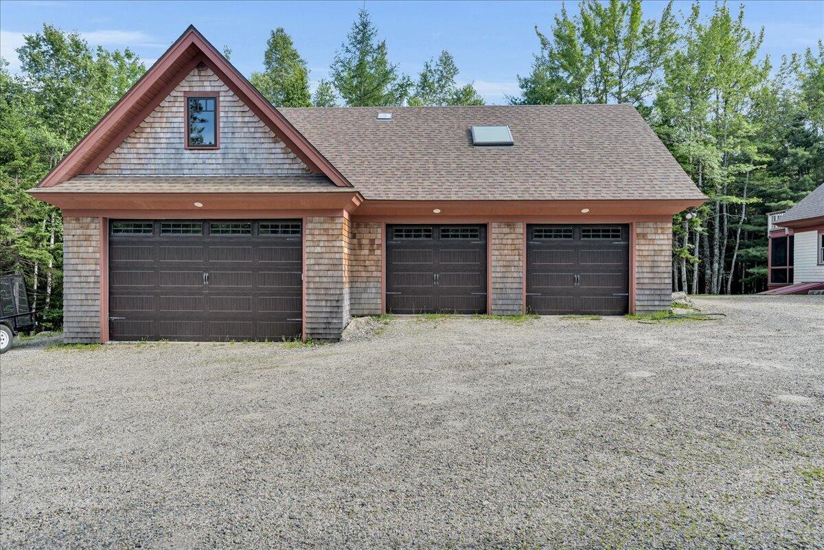70 Ledgewood Lane
