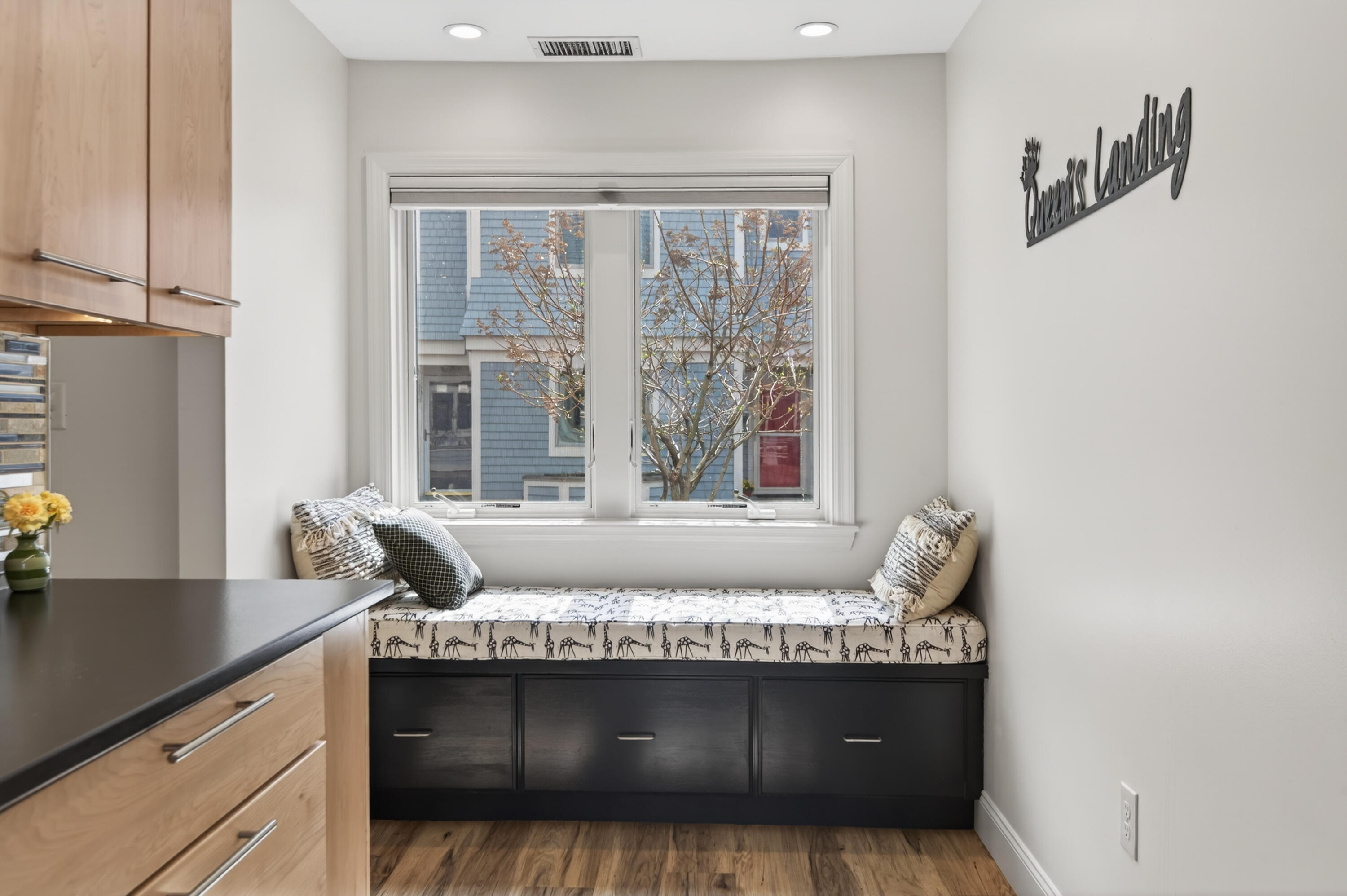 201 Chandlers Wharf 201