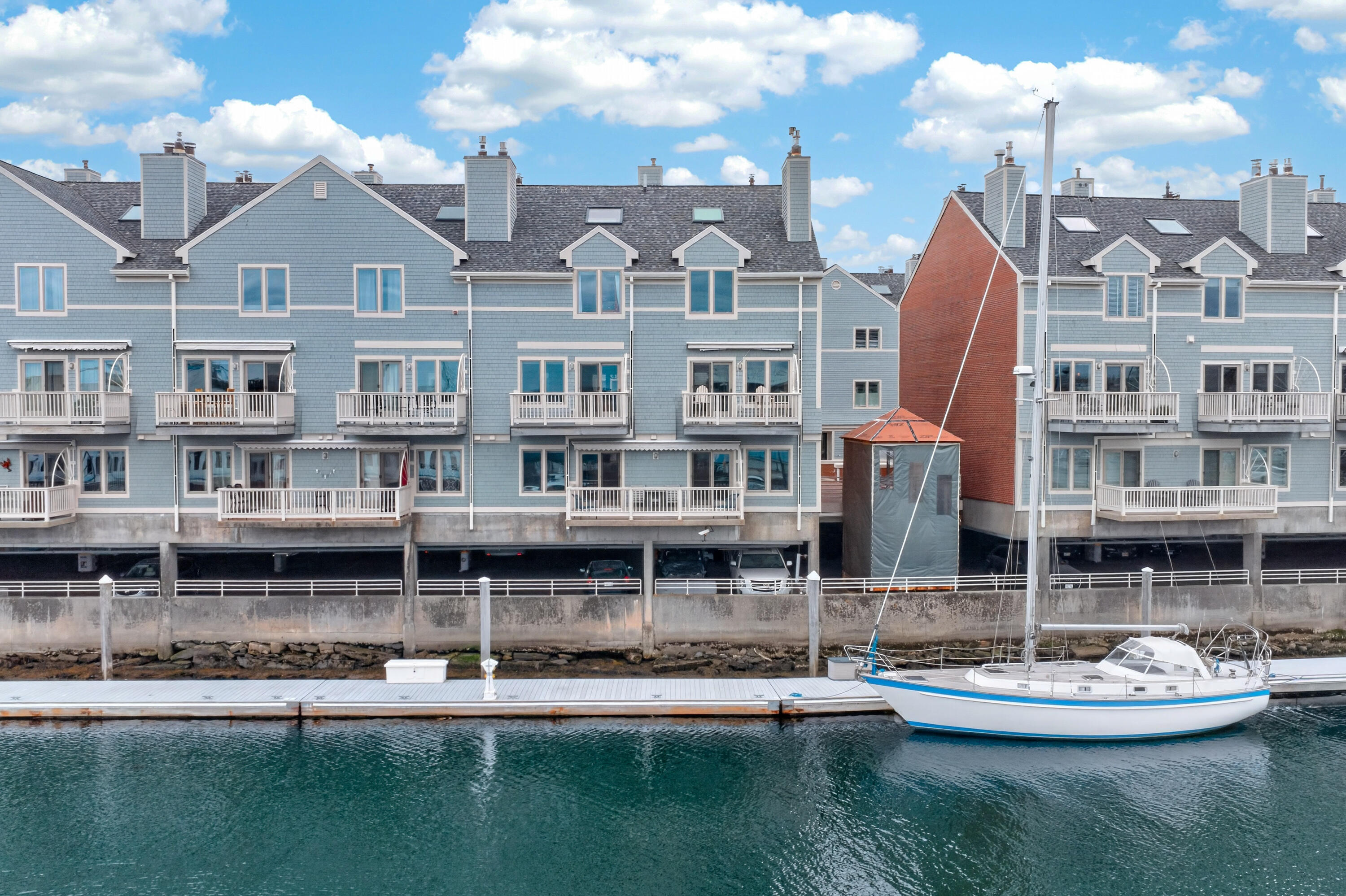 201 Chandlers Wharf 201