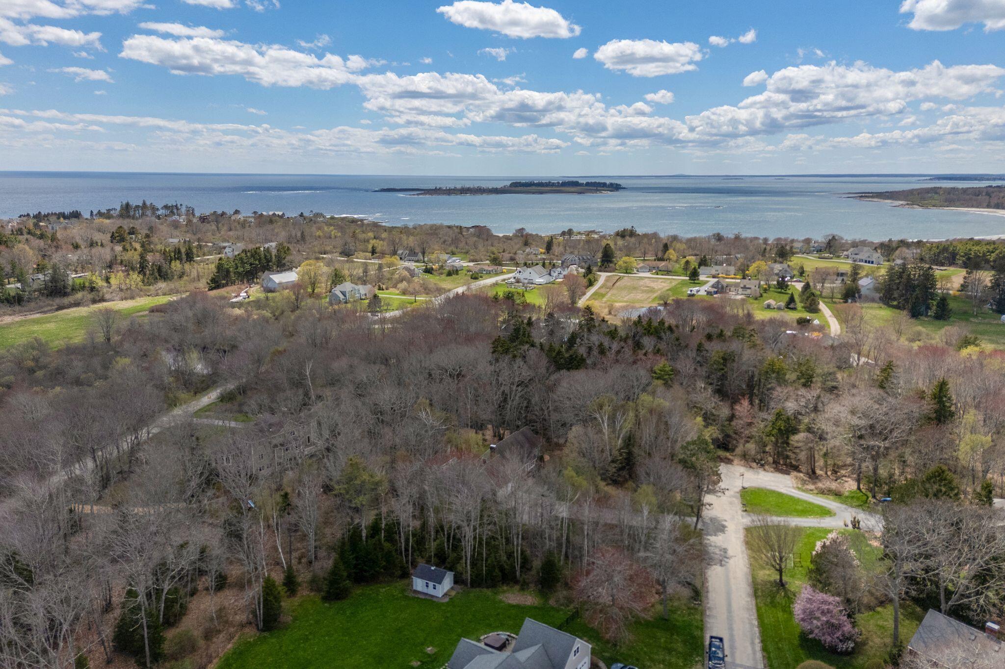 82 Hunts Point Road