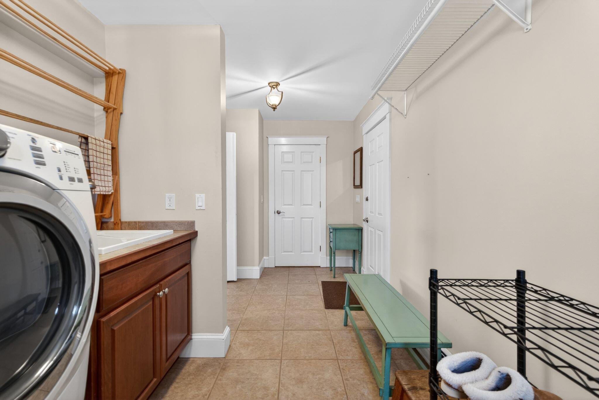 82 Hunts Point Road
