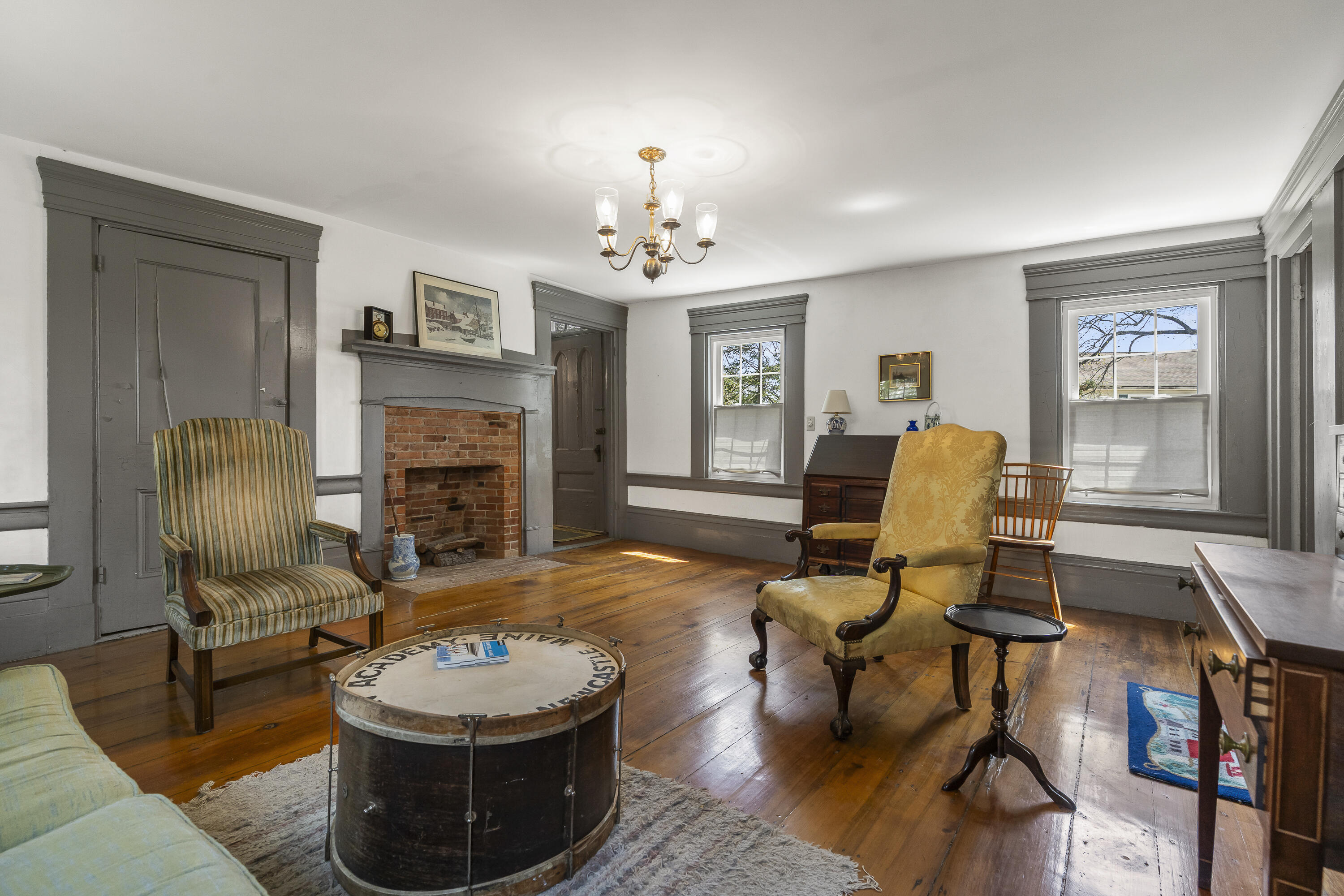 11 Academy Hill Road