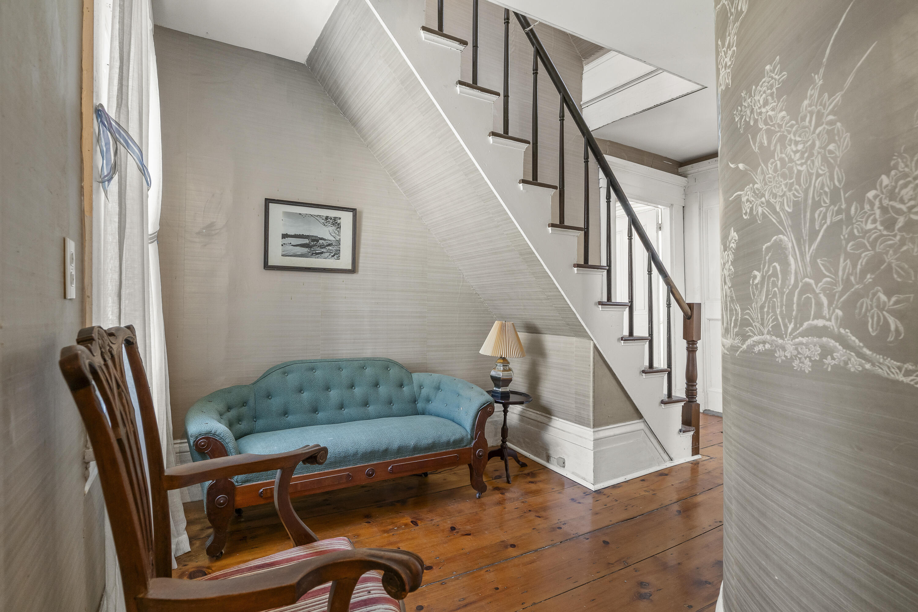 11 Academy Hill Road