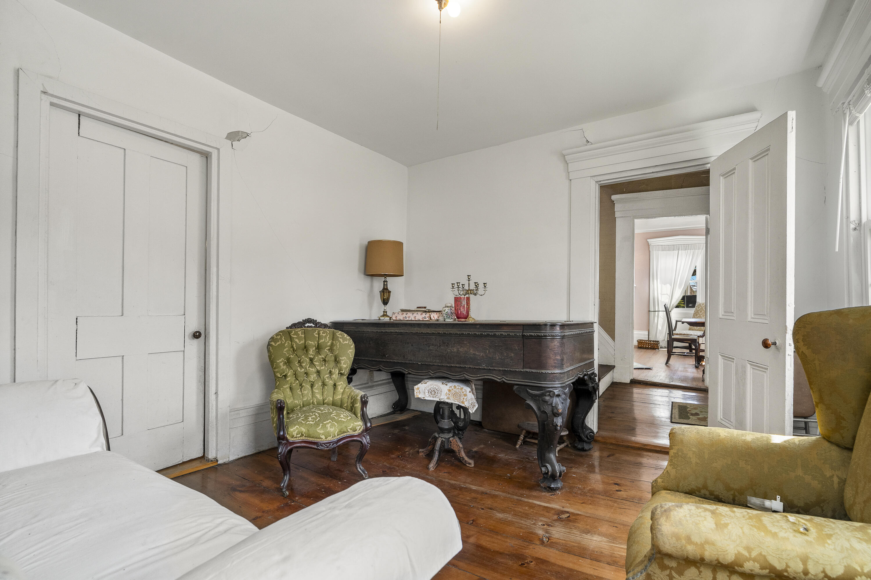 11 Academy Hill Road