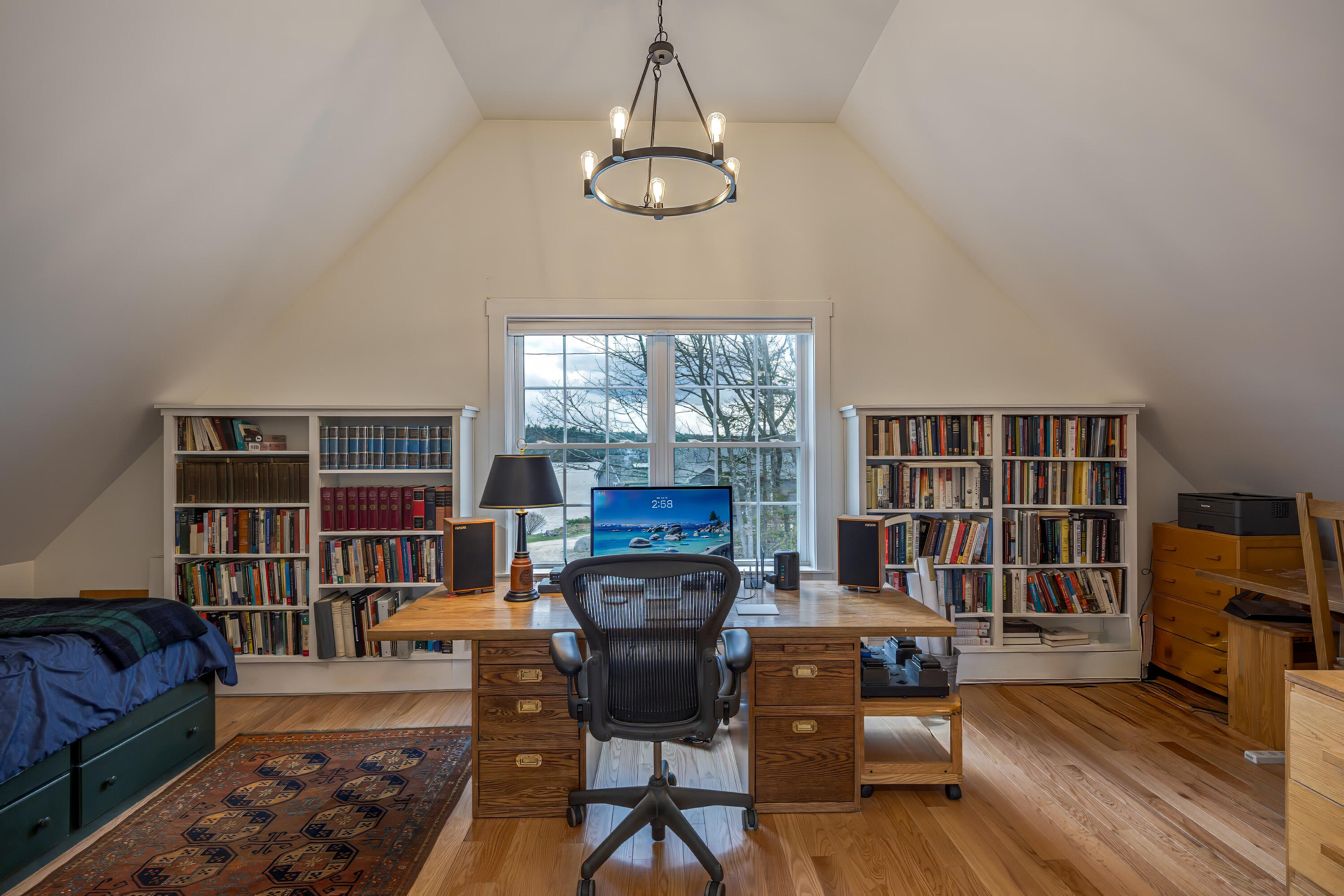 27 Town Landing Road