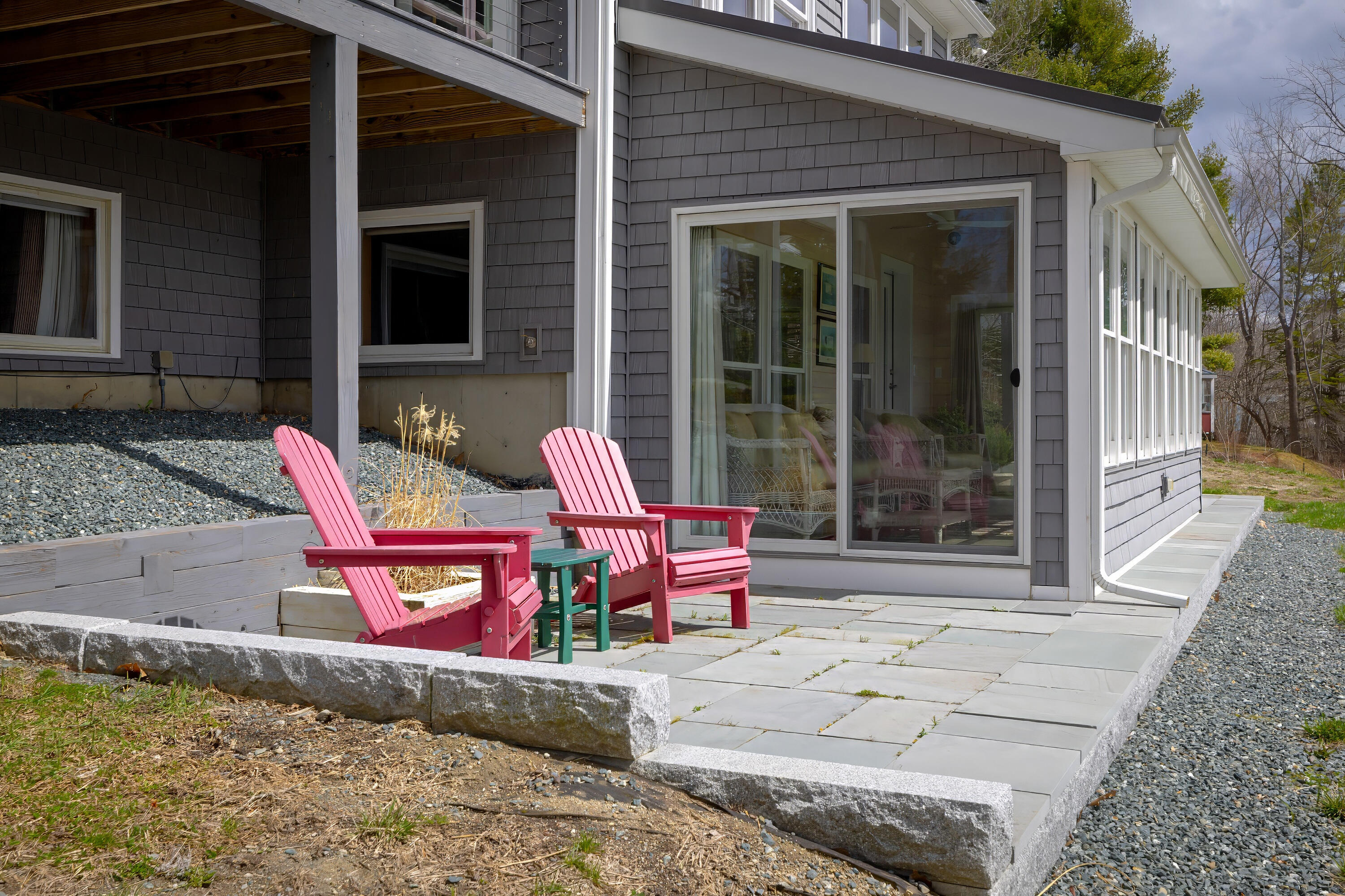 27 Town Landing Road