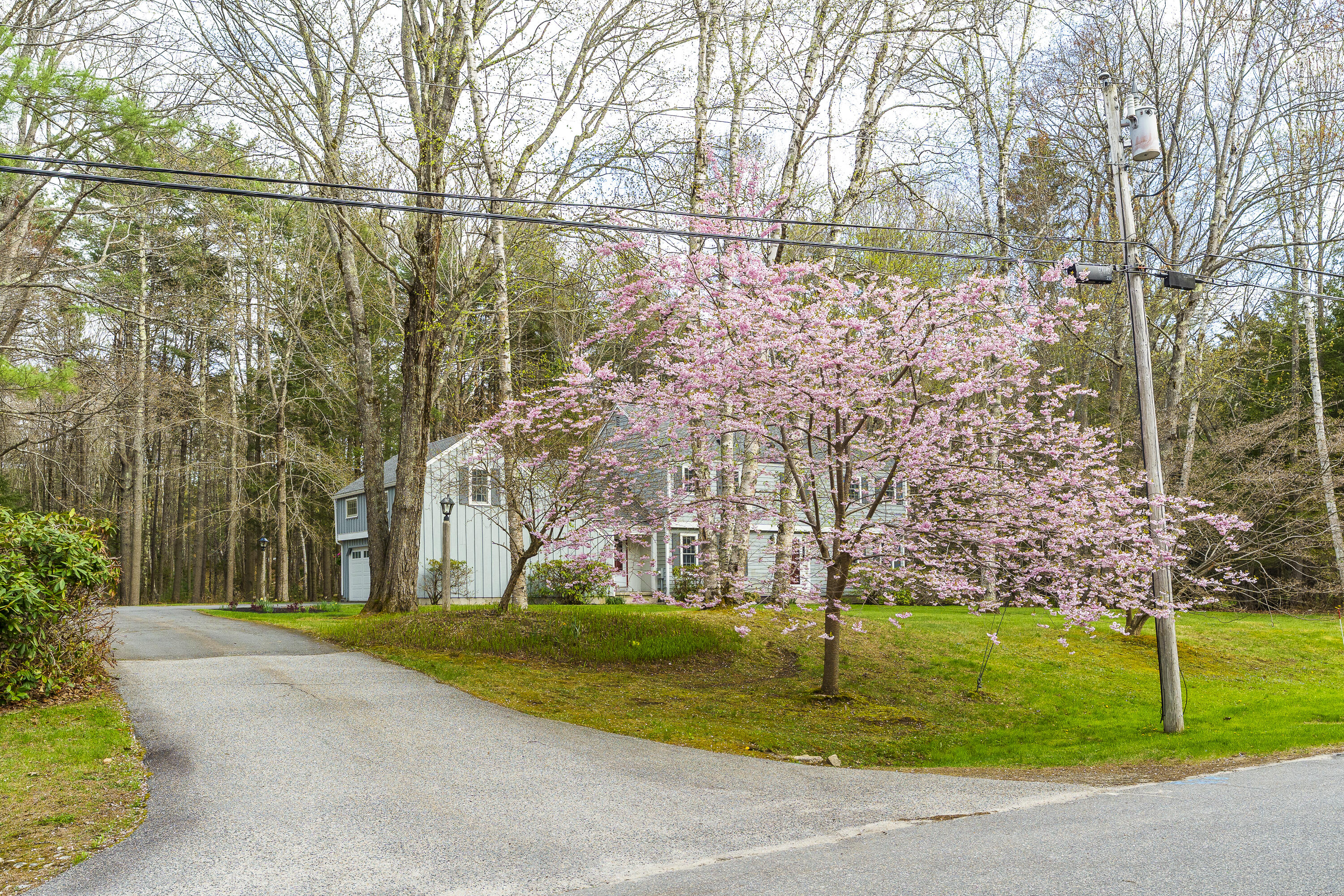 98 Harborview Drive