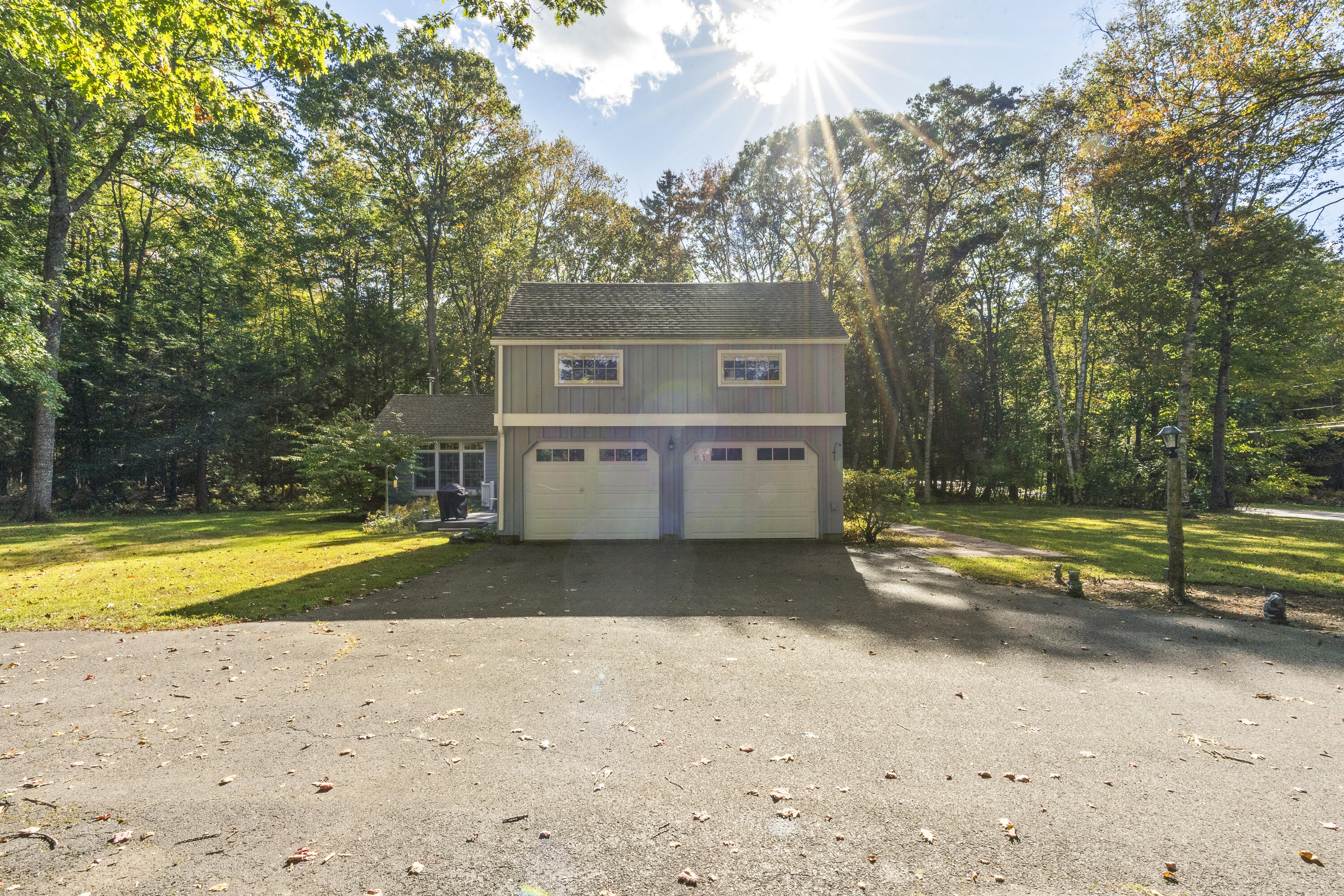 98 Harborview Drive