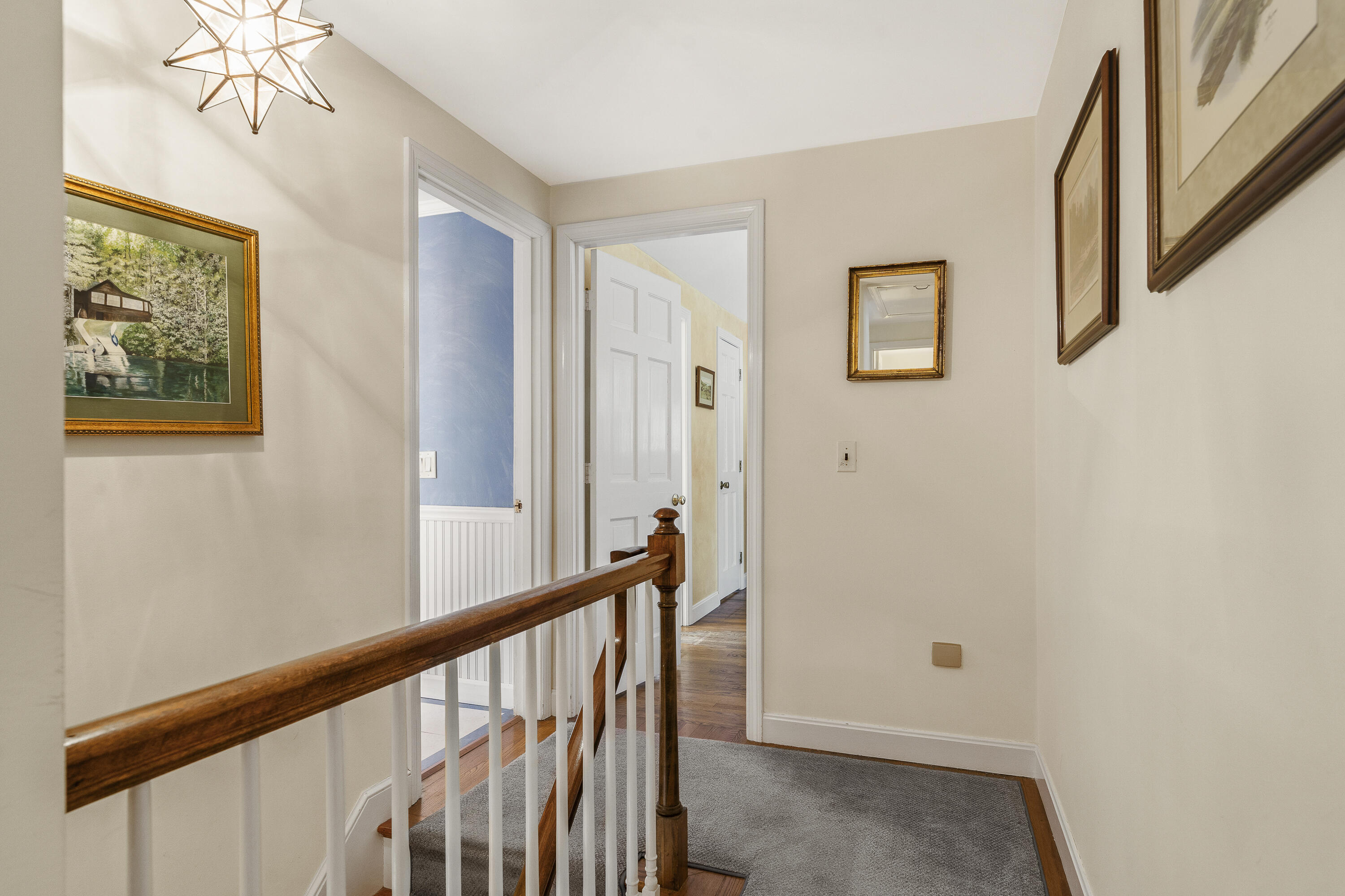 98 Harborview Drive