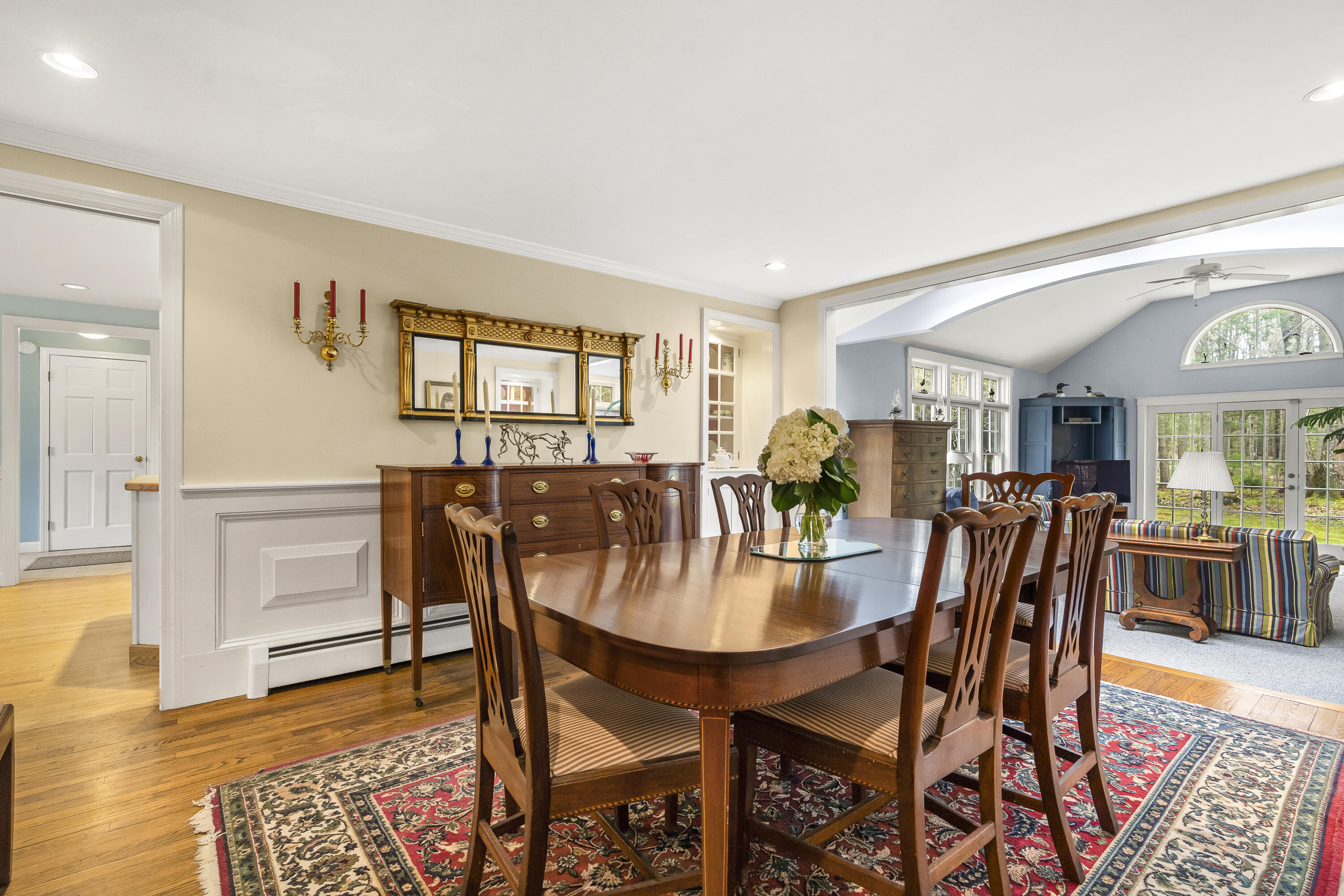 98 Harborview Drive