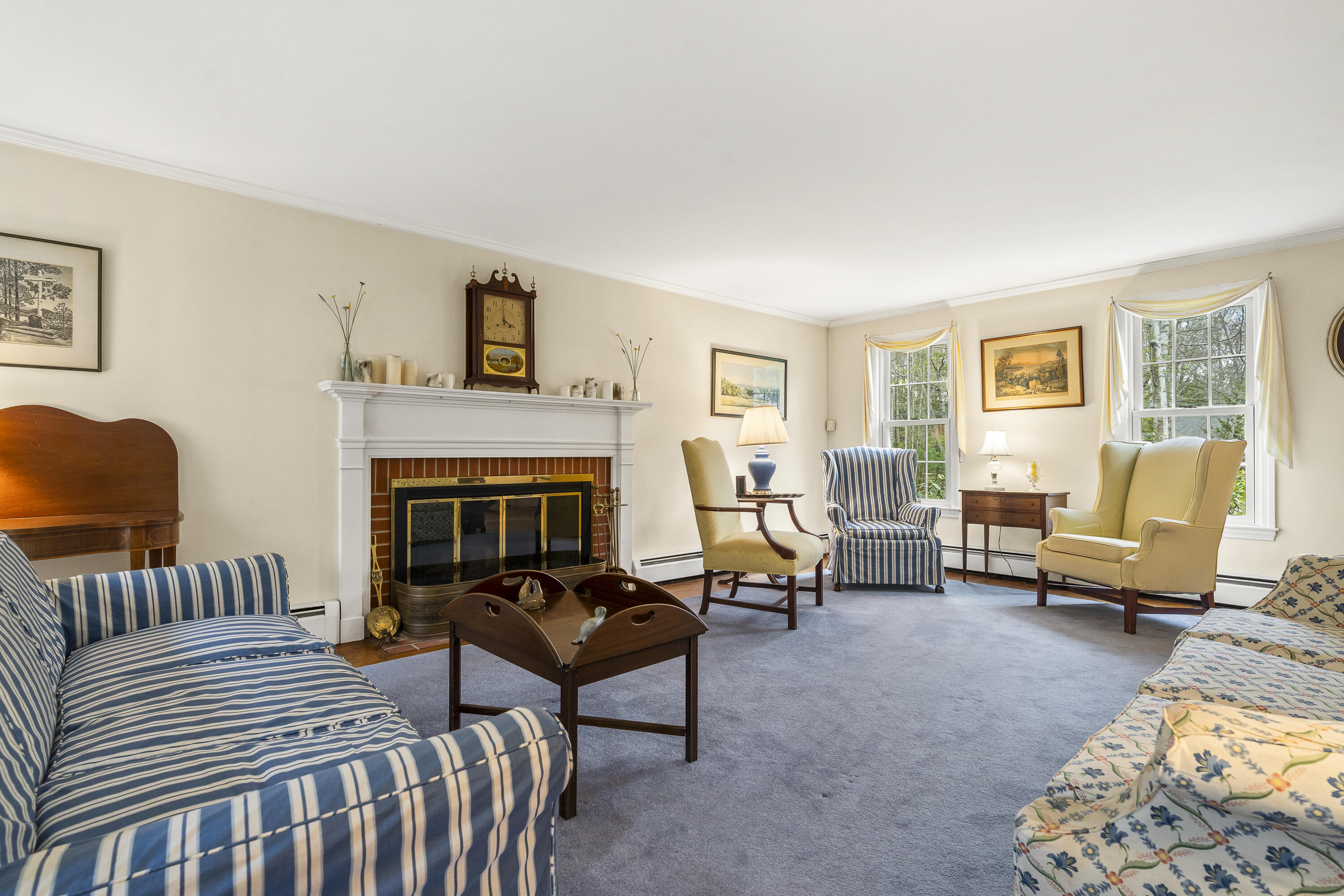 98 Harborview Drive