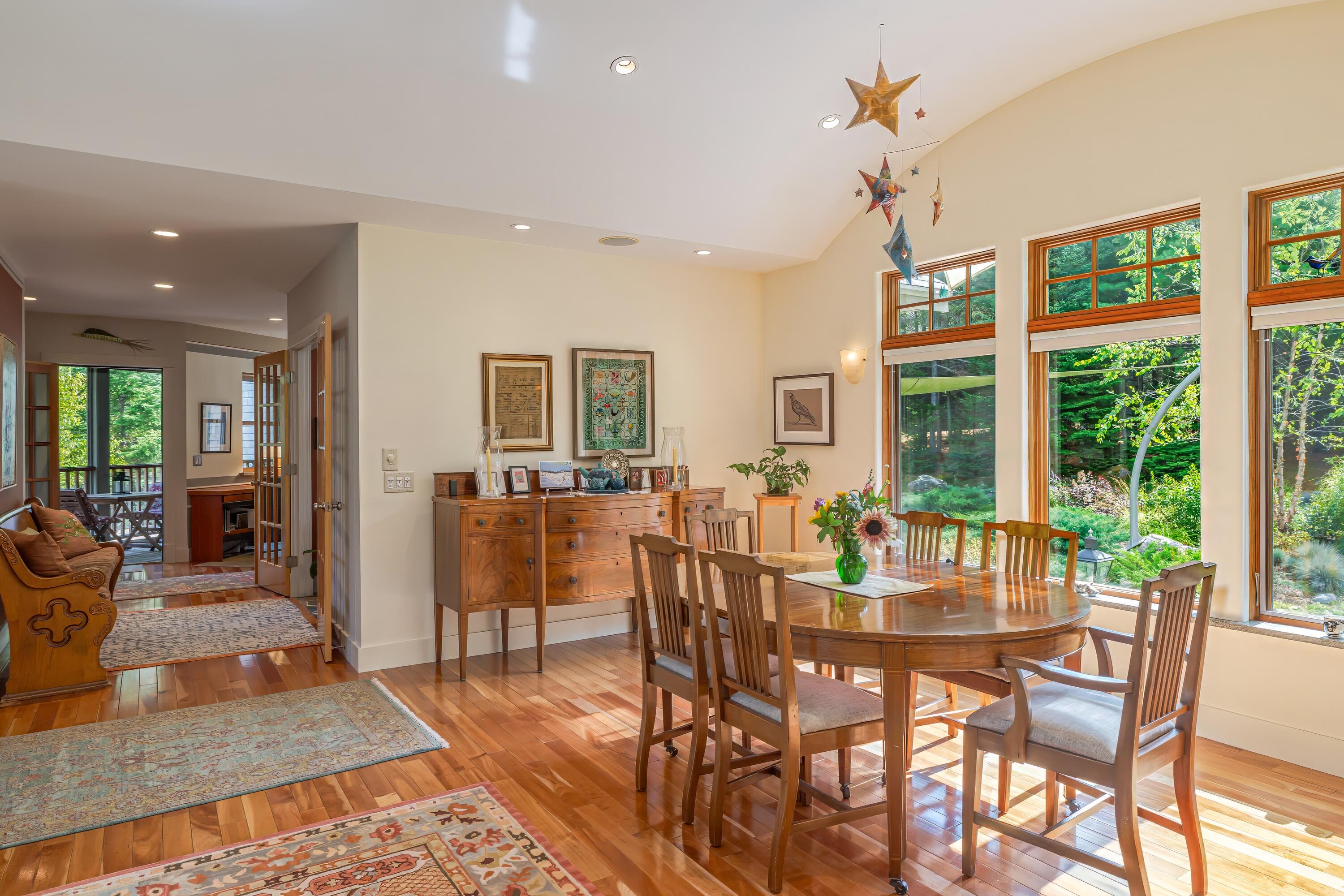 28 Ridgewood Lane