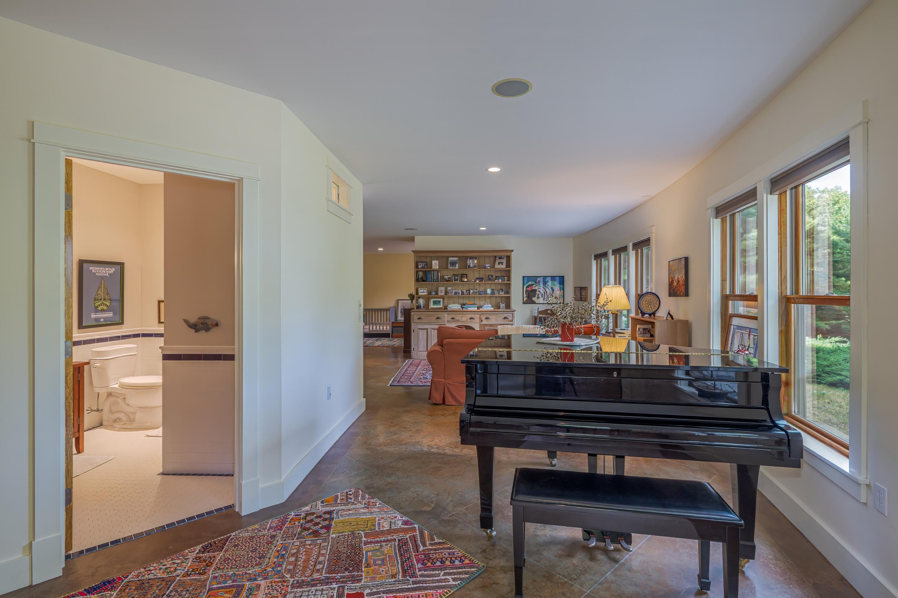 28 Ridgewood Lane