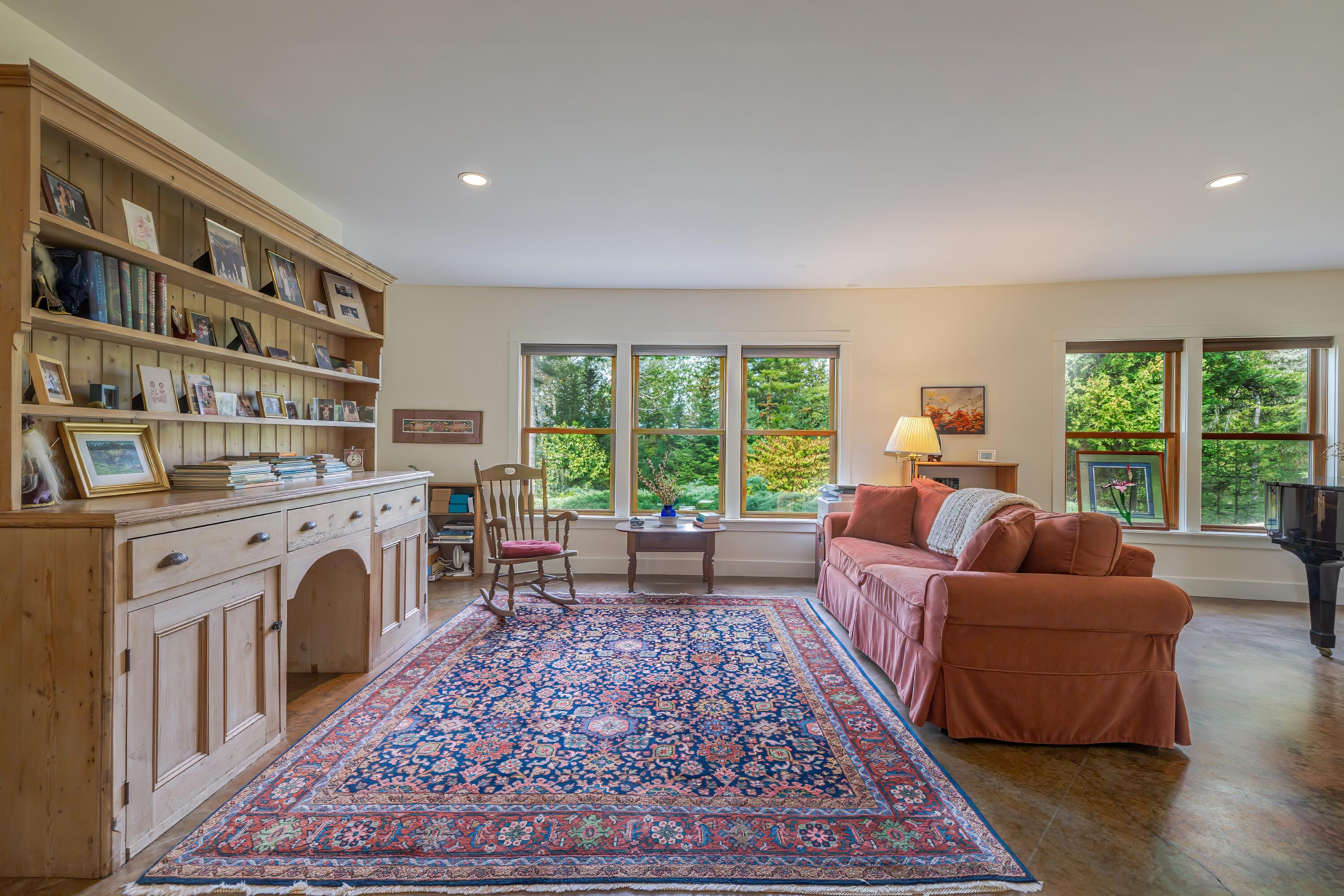 28 Ridgewood Lane