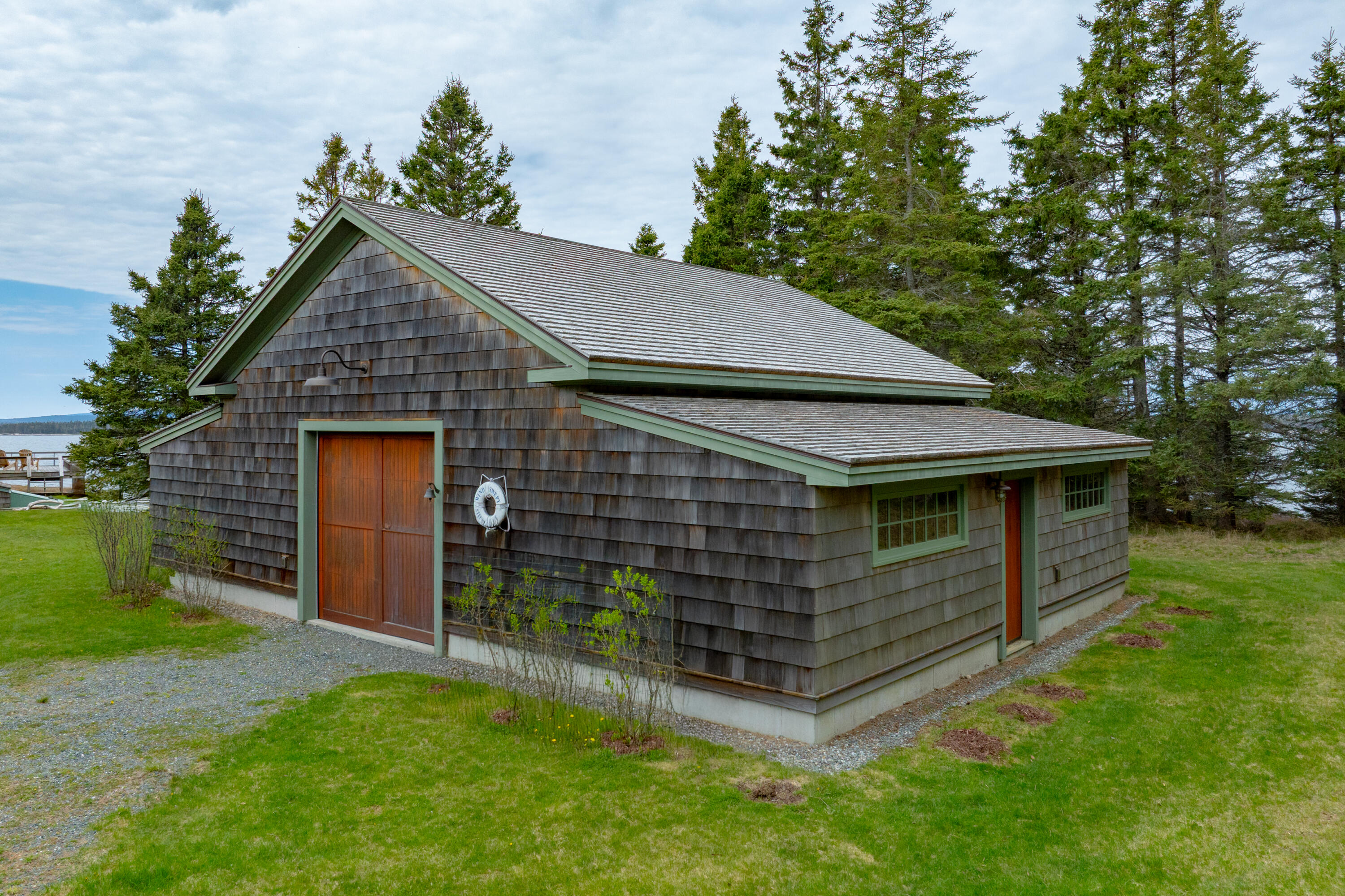 421 Petitmanan Point Road