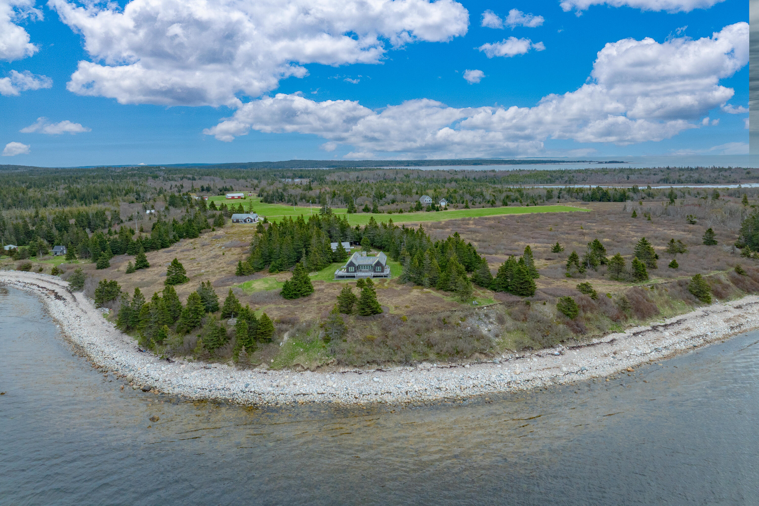 421 Petitmanan Point Road