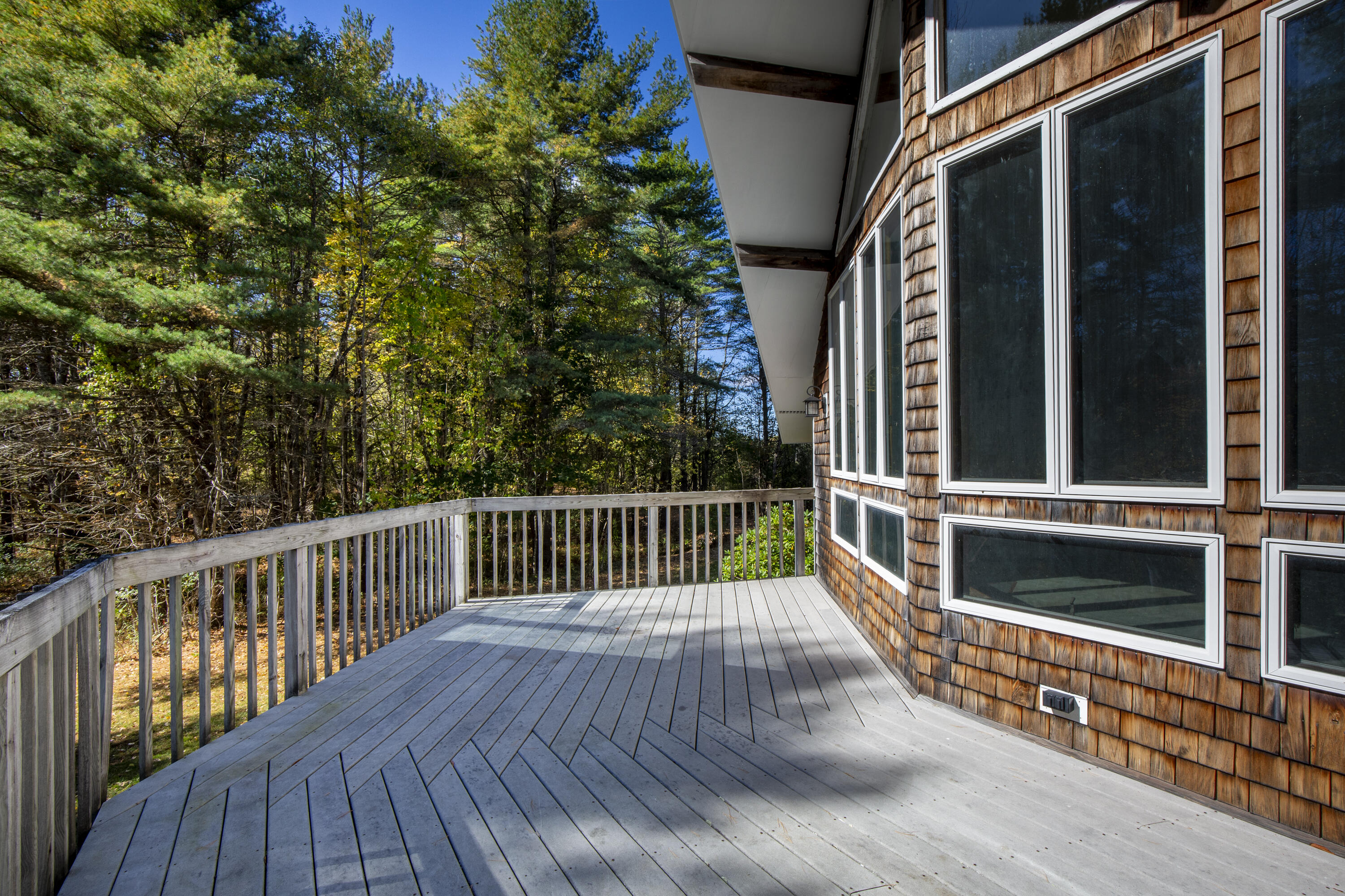 138 Cross Point Road