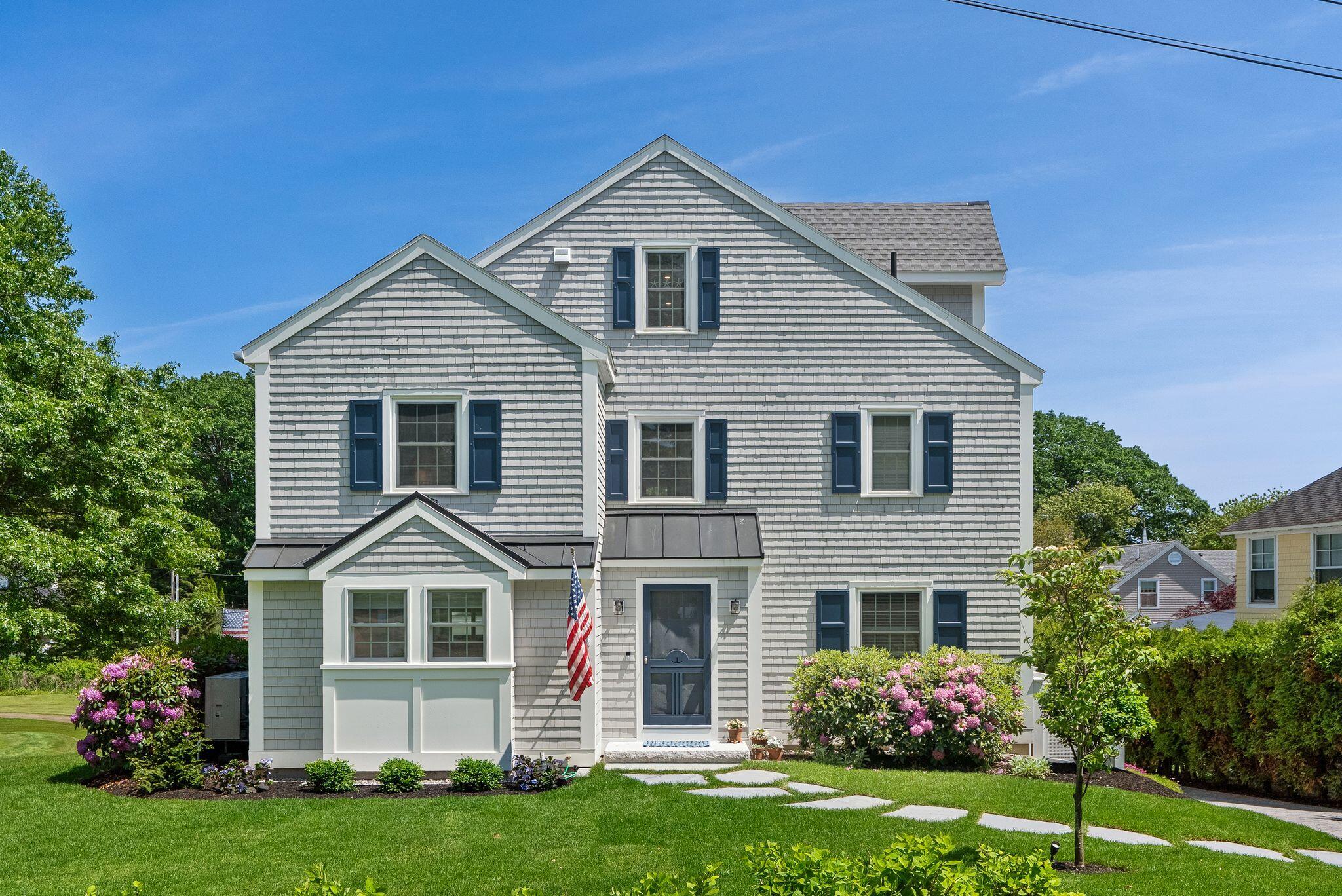 9 Oak Street
