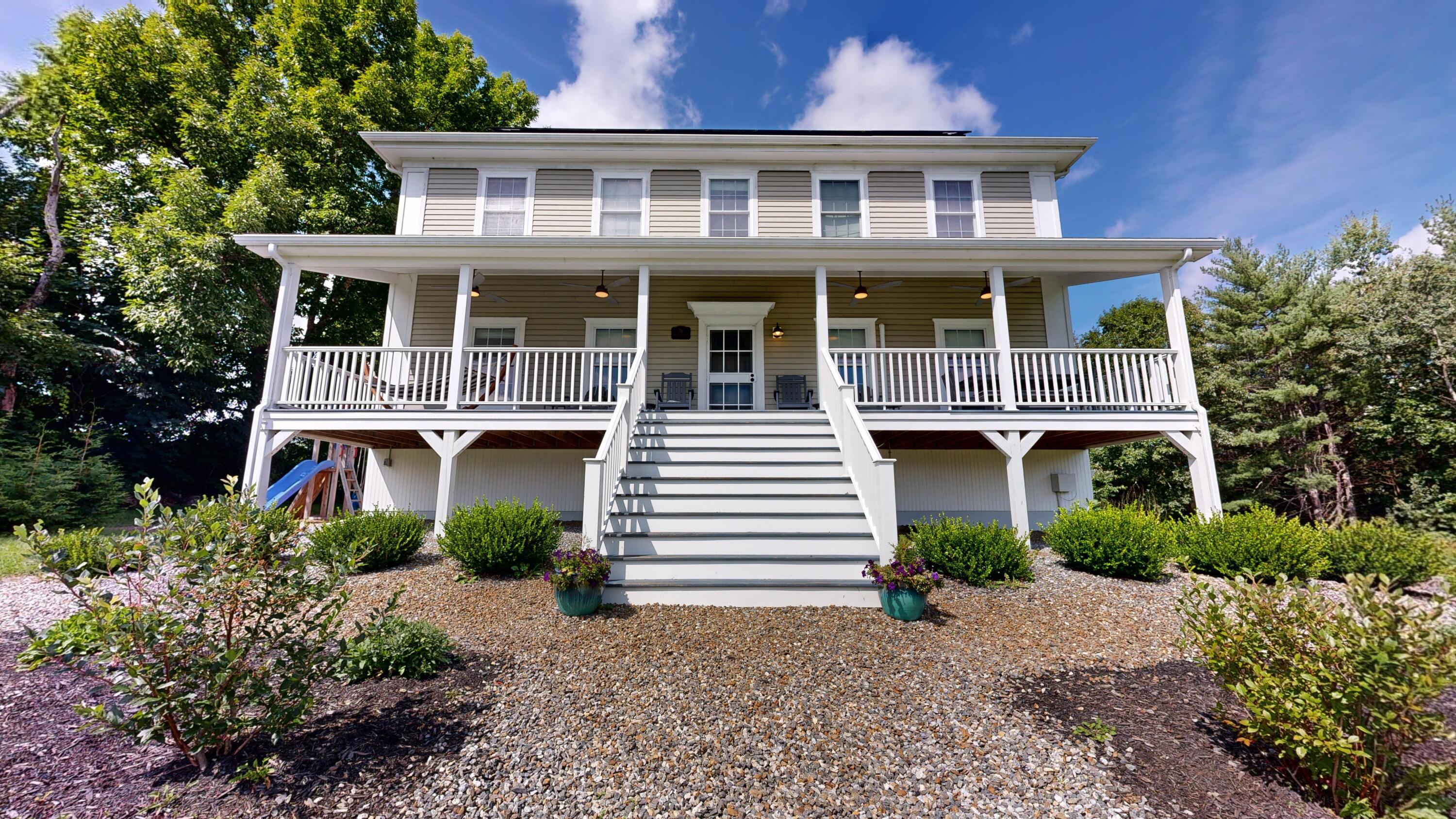 76 Heritage Lane