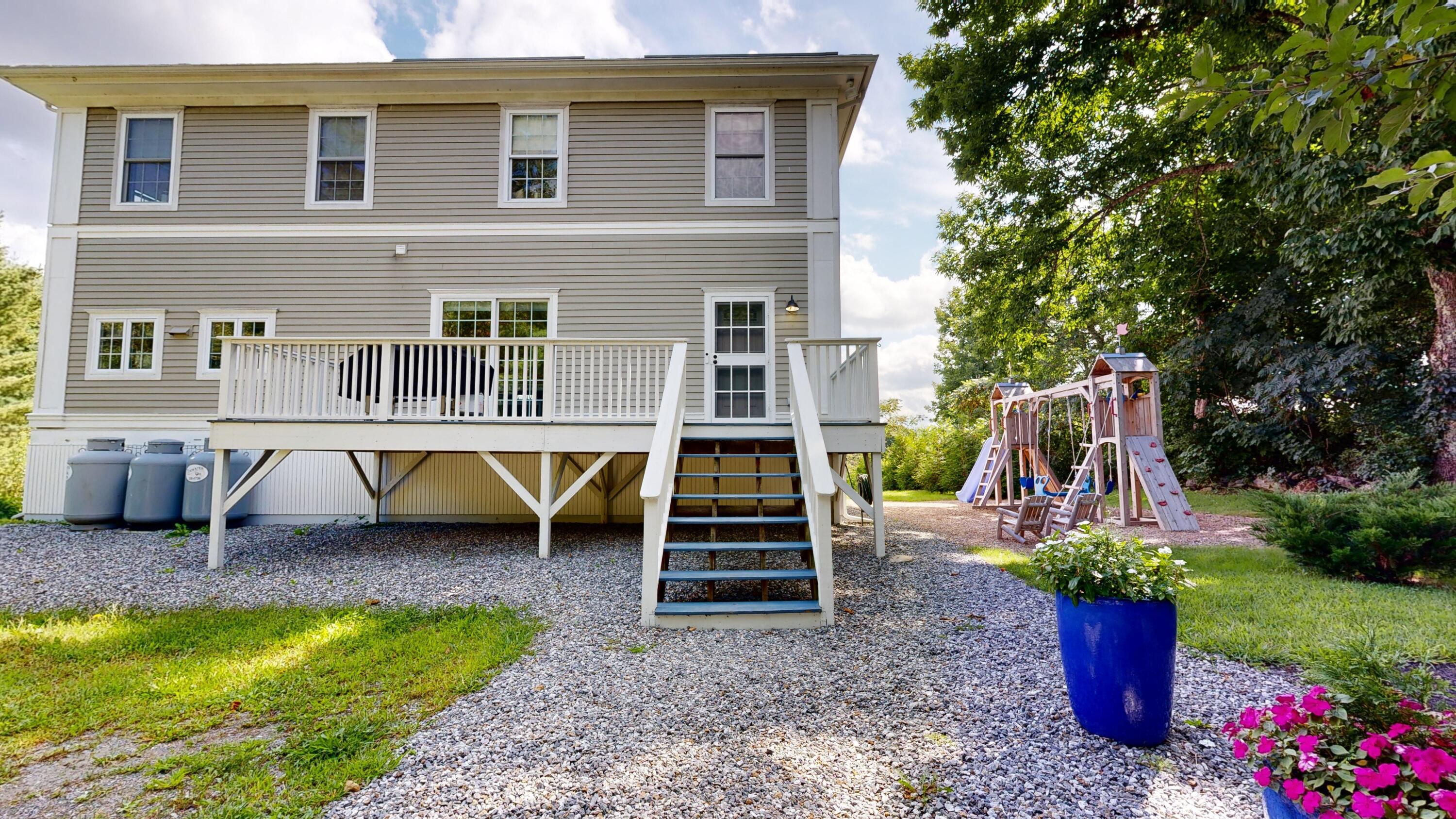 76 Heritage Lane