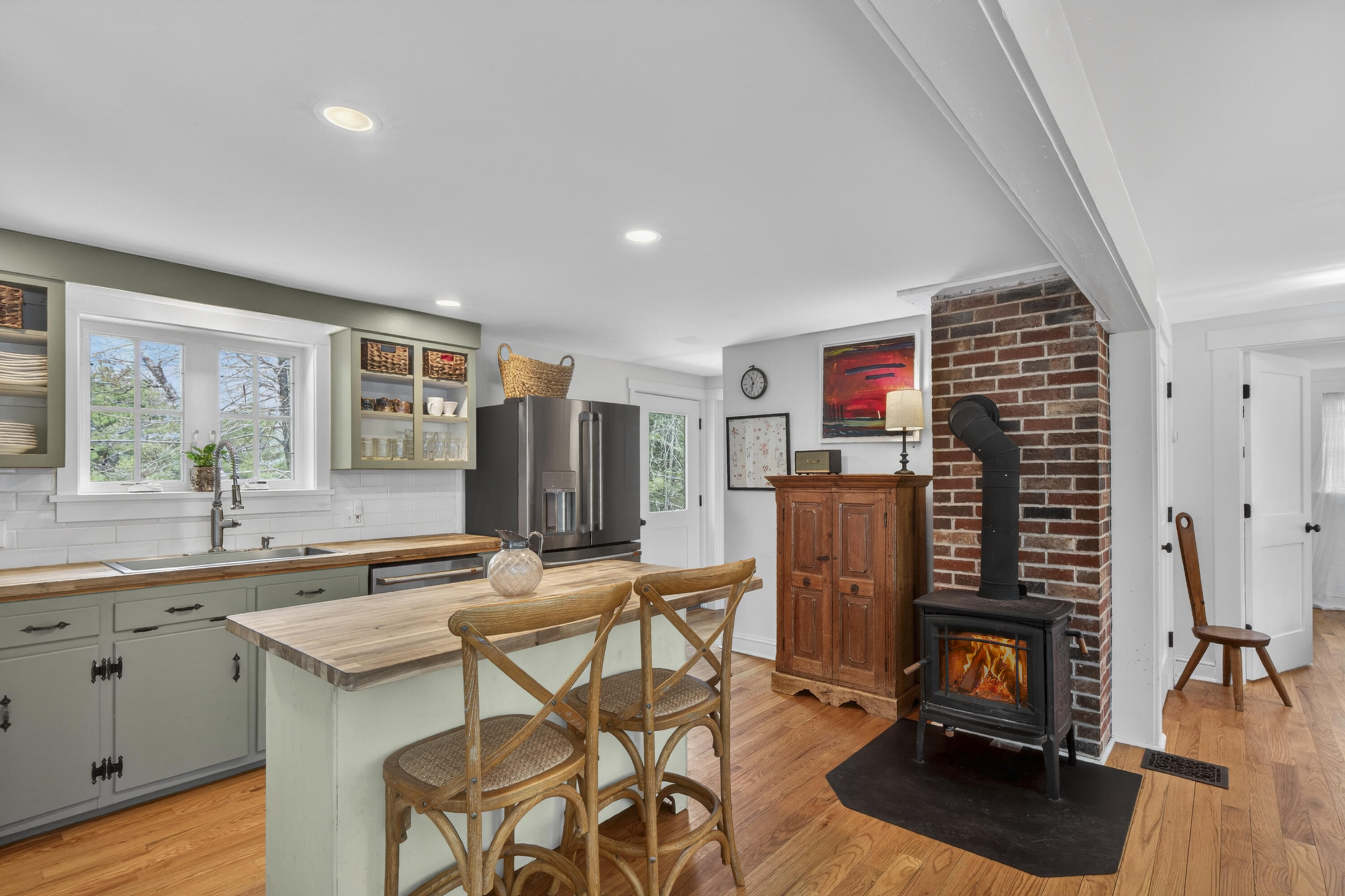 38 Thurlow Road