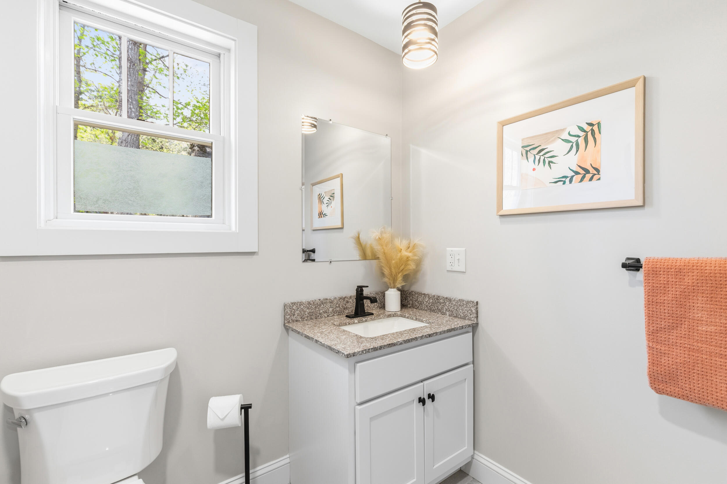 28 E Eleanor Avenue