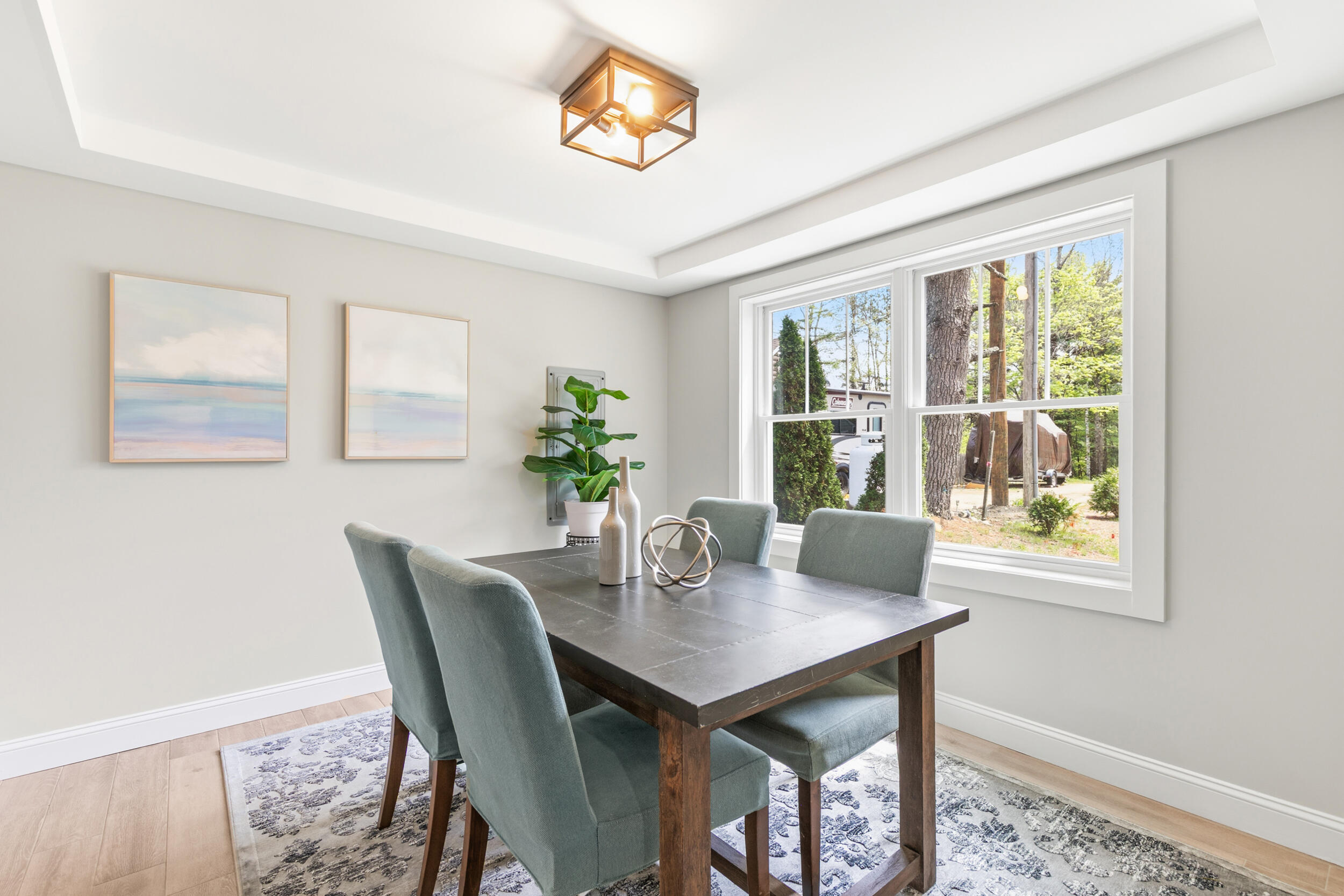 28 E Eleanor Avenue