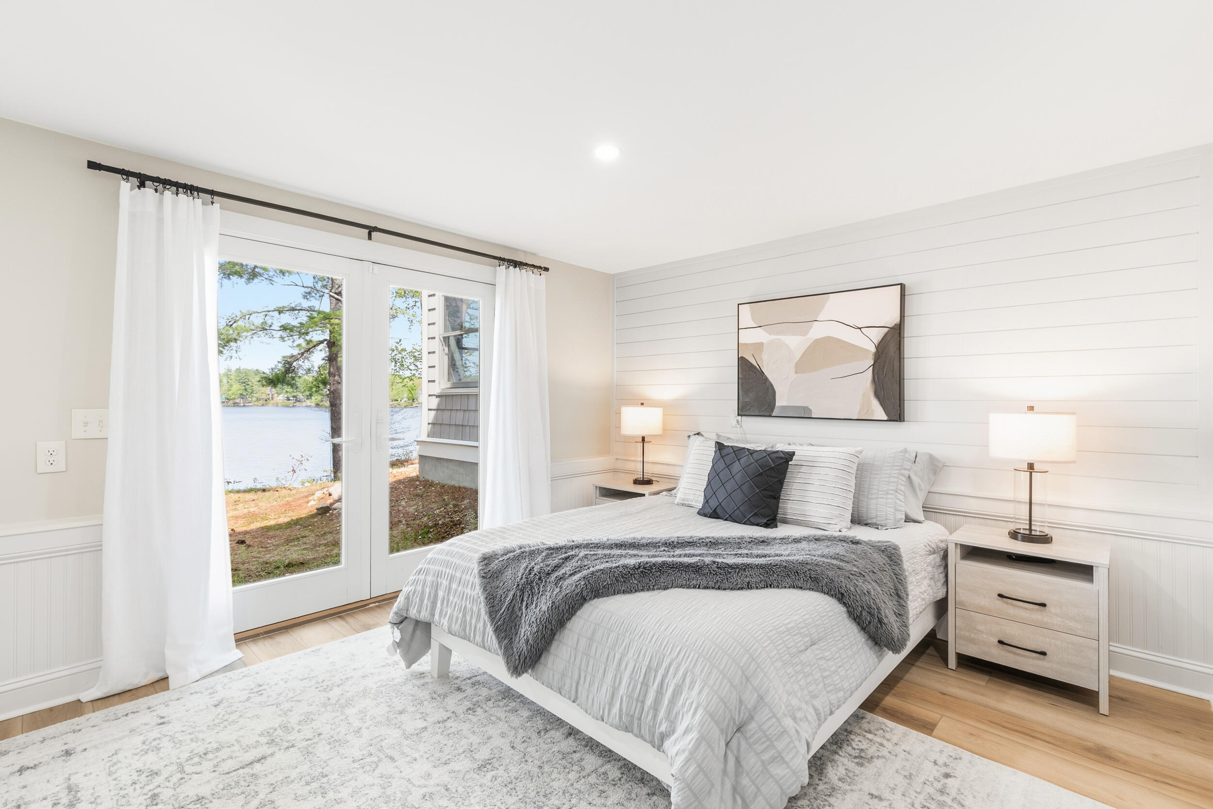 28 E Eleanor Avenue
