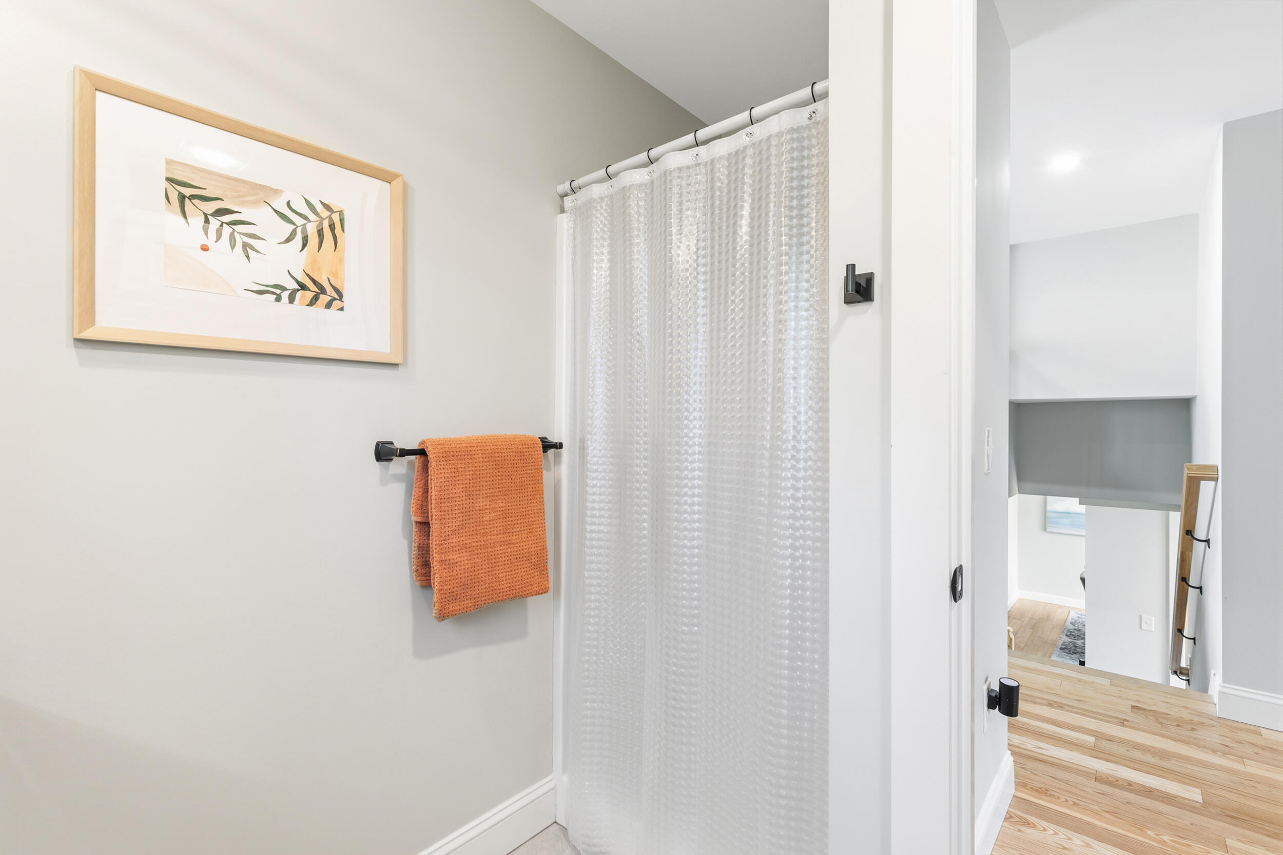 28 E Eleanor Avenue