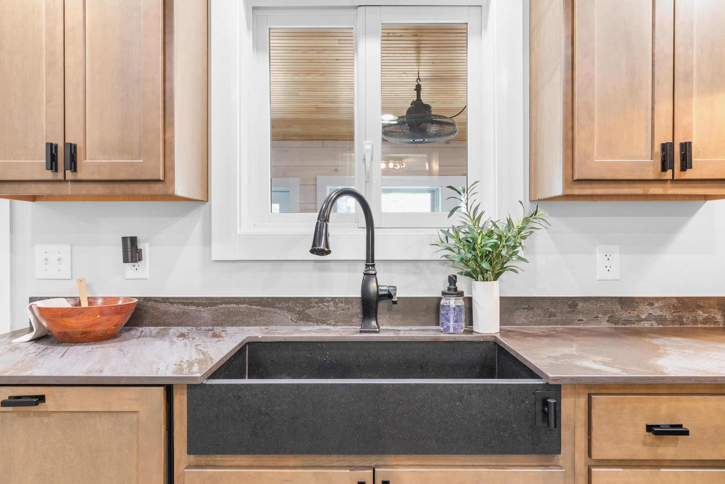 28 E Eleanor Avenue