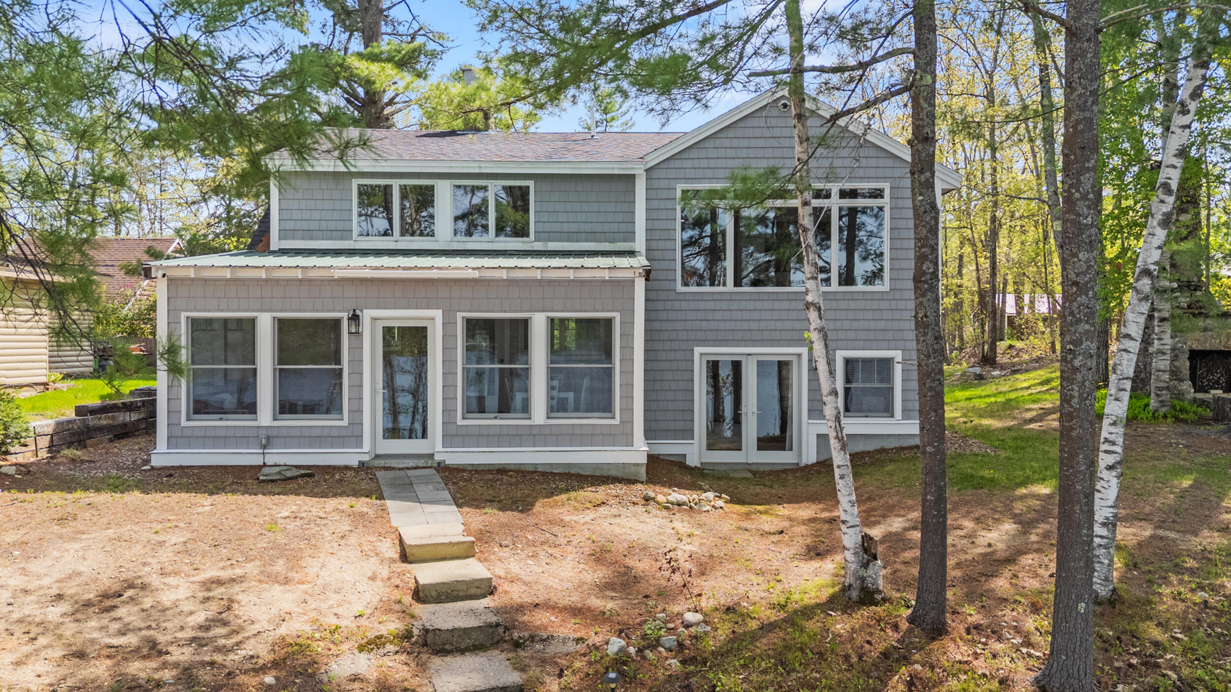 28 E Eleanor Avenue