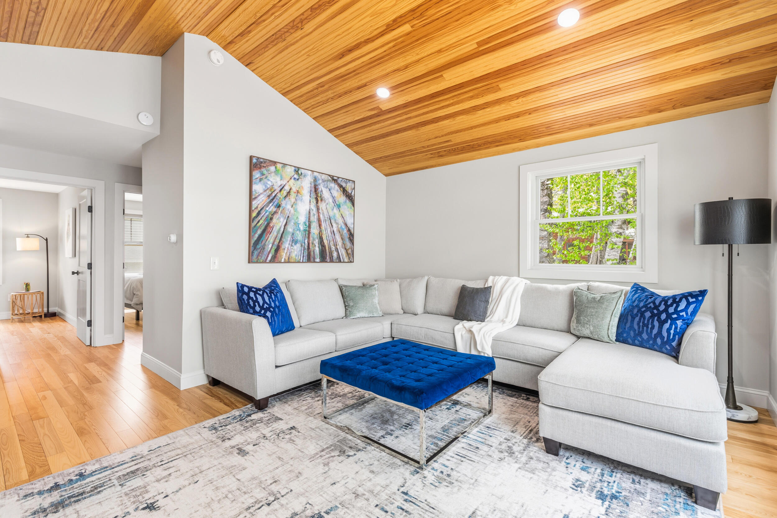 28 E Eleanor Avenue