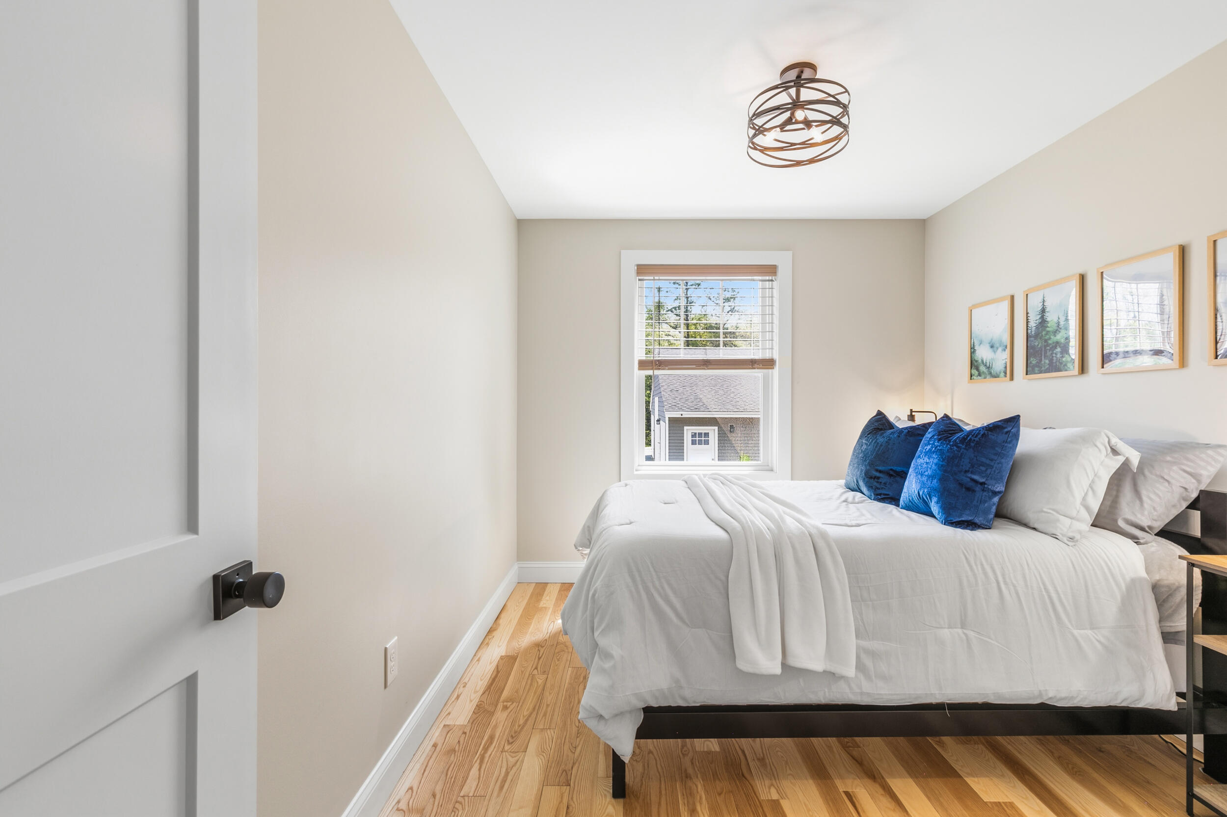 28 E Eleanor Avenue