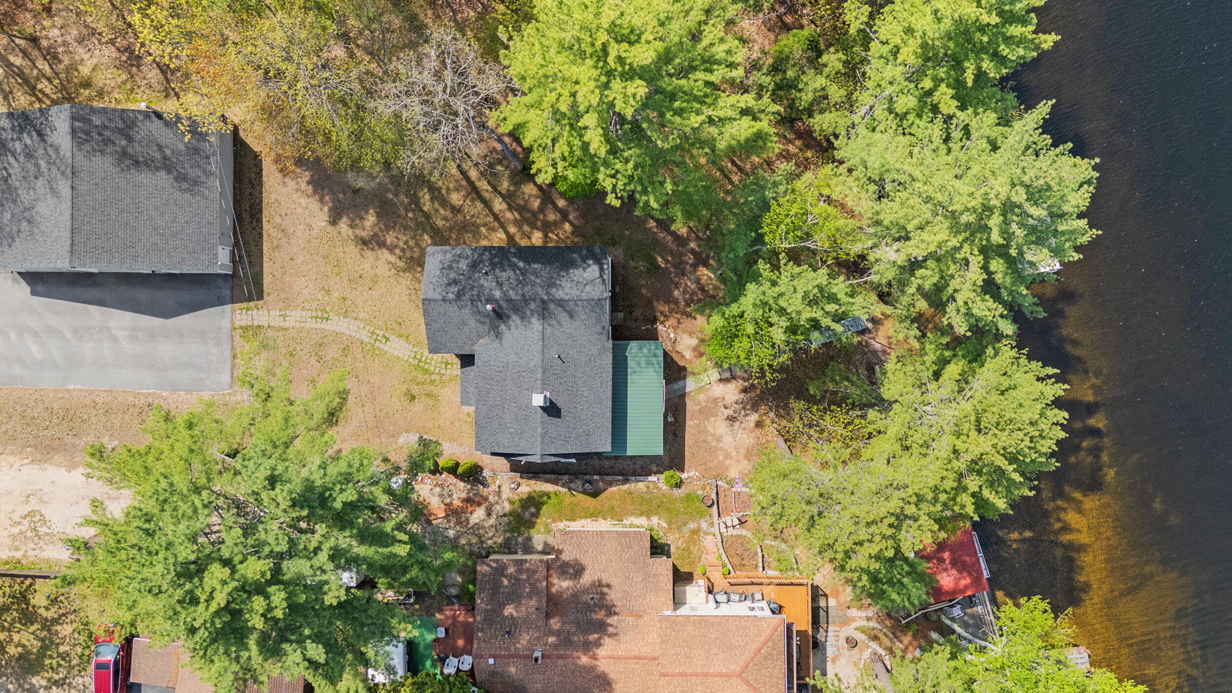 28 E Eleanor Avenue