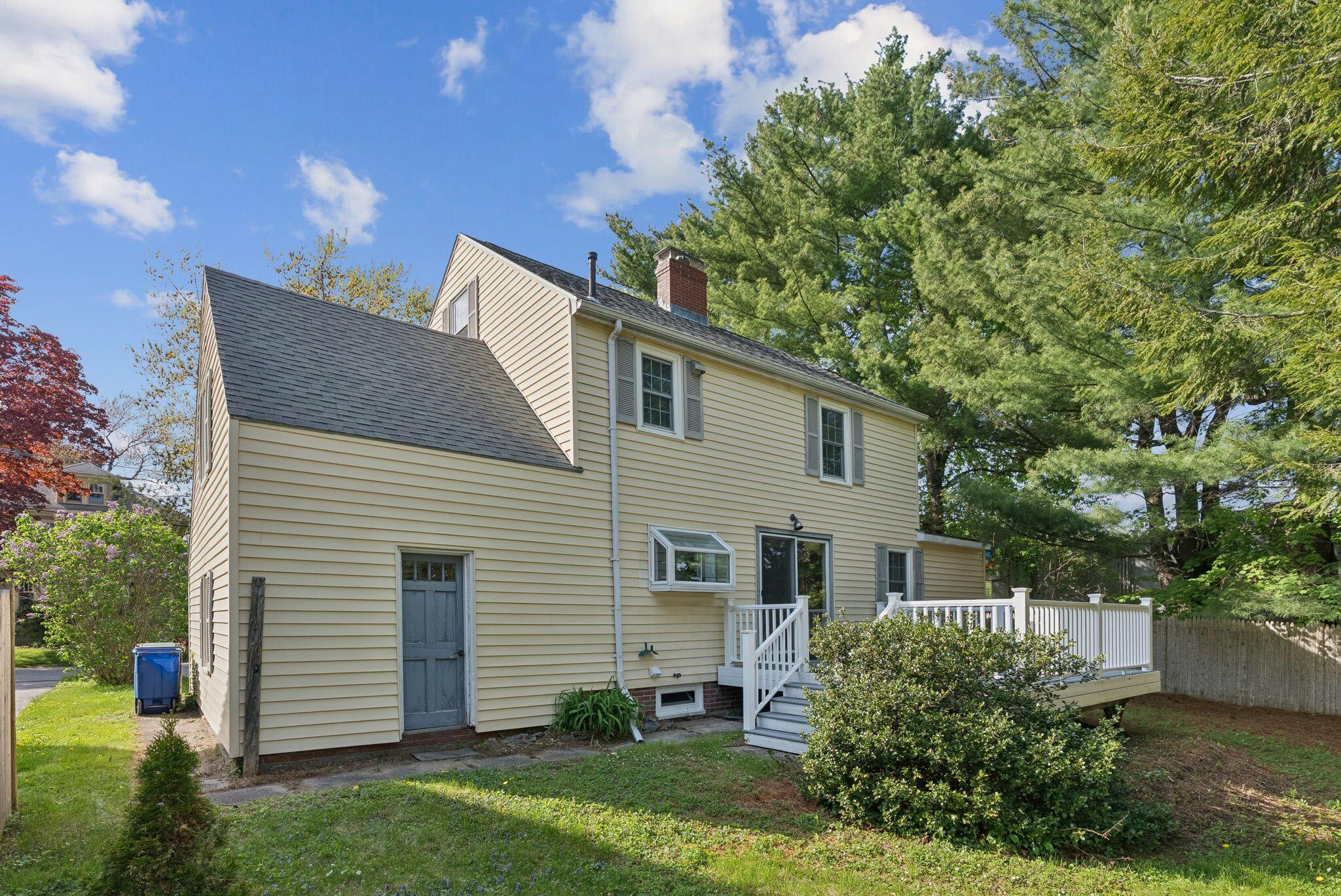 52 Davis Street