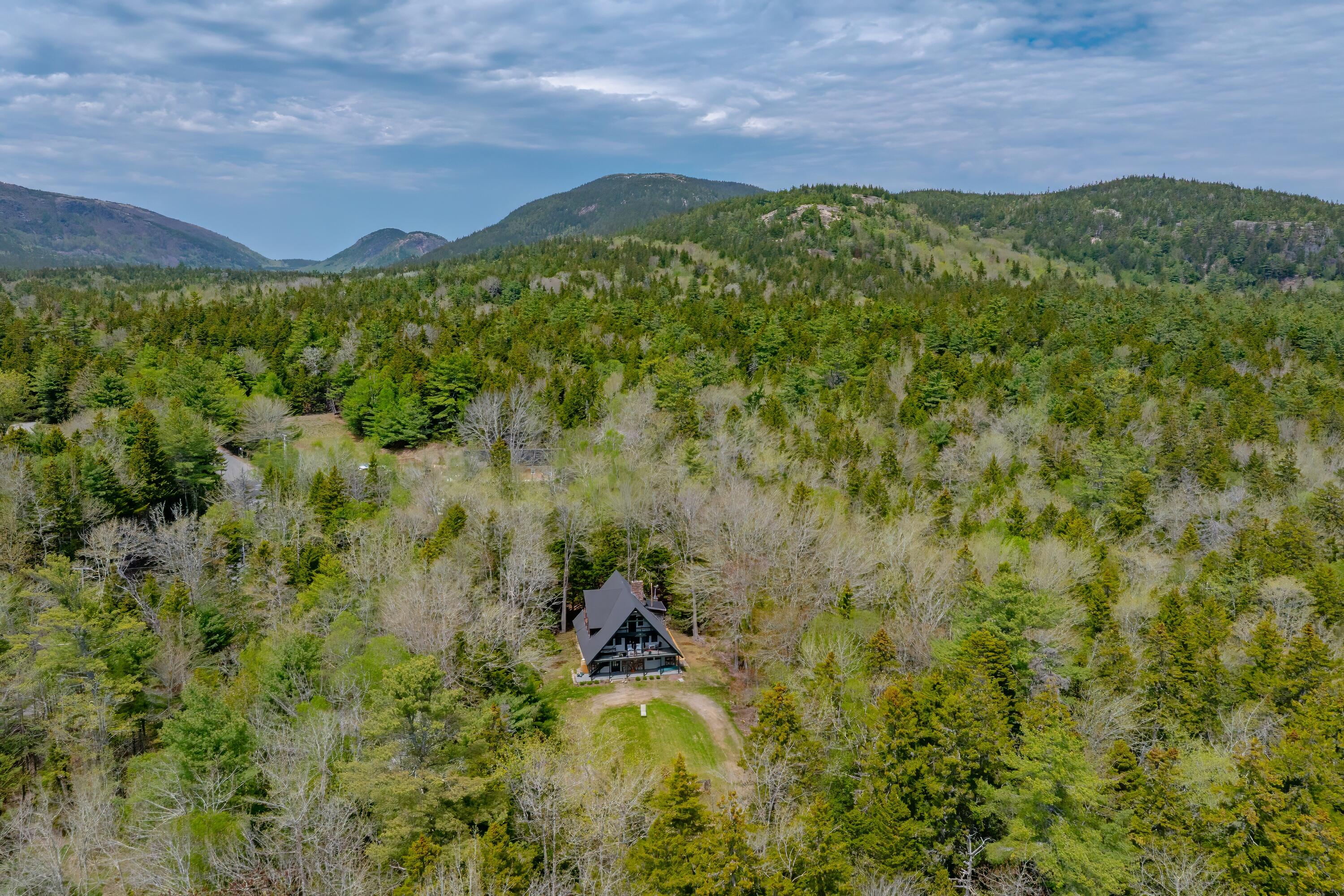 65 Jordan Pond Road
