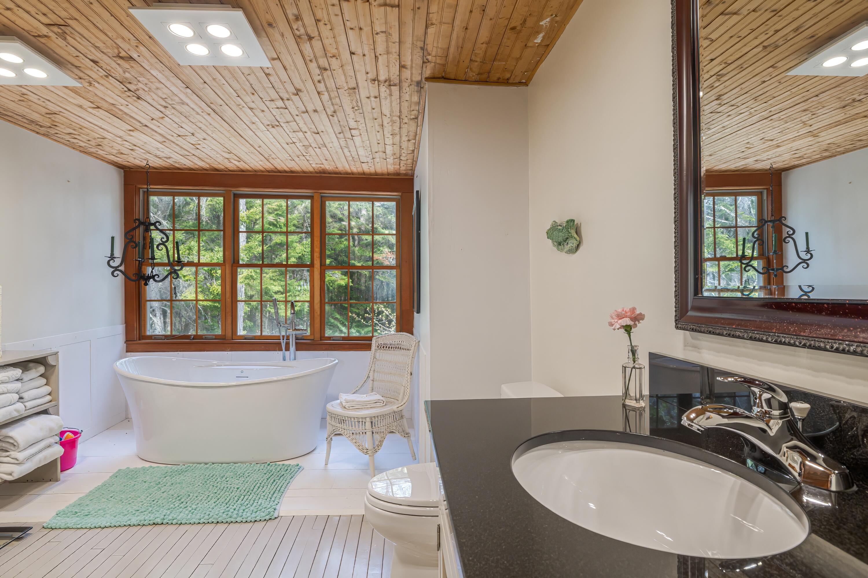 65 Jordan Pond Road