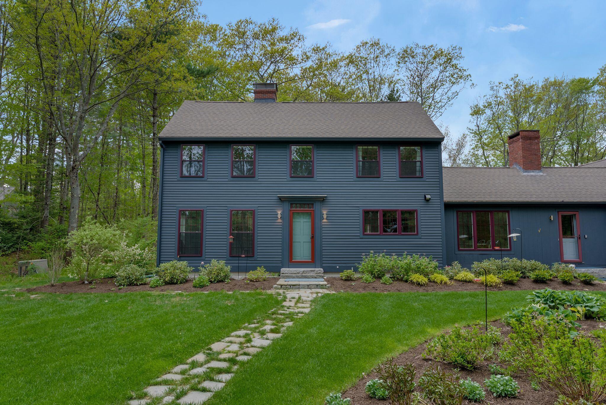 4 Commons Lane