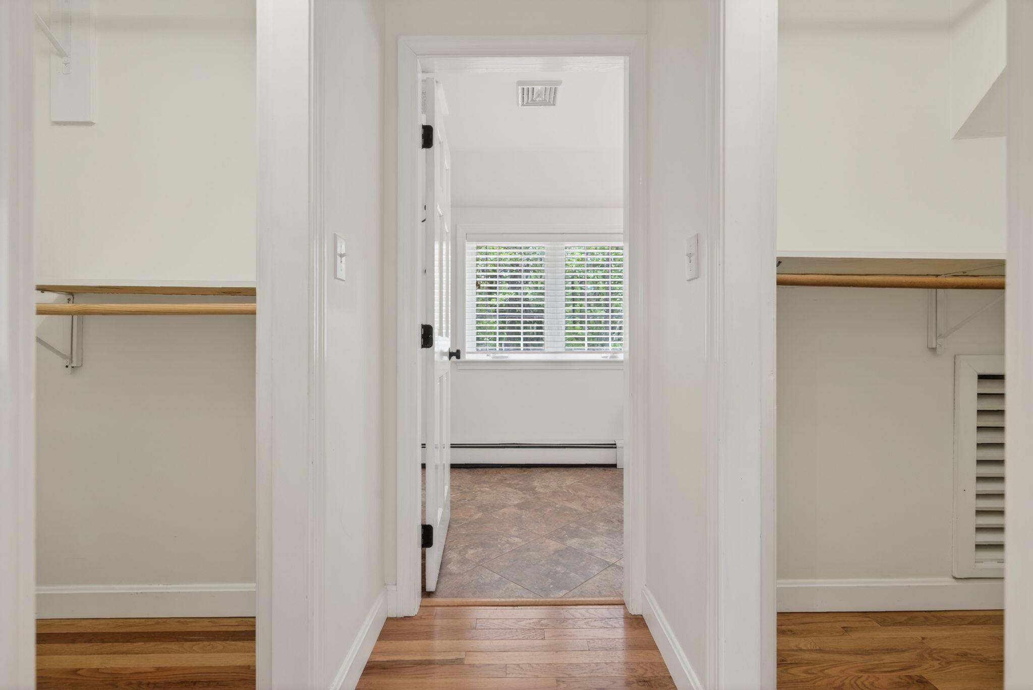 4 Commons Lane