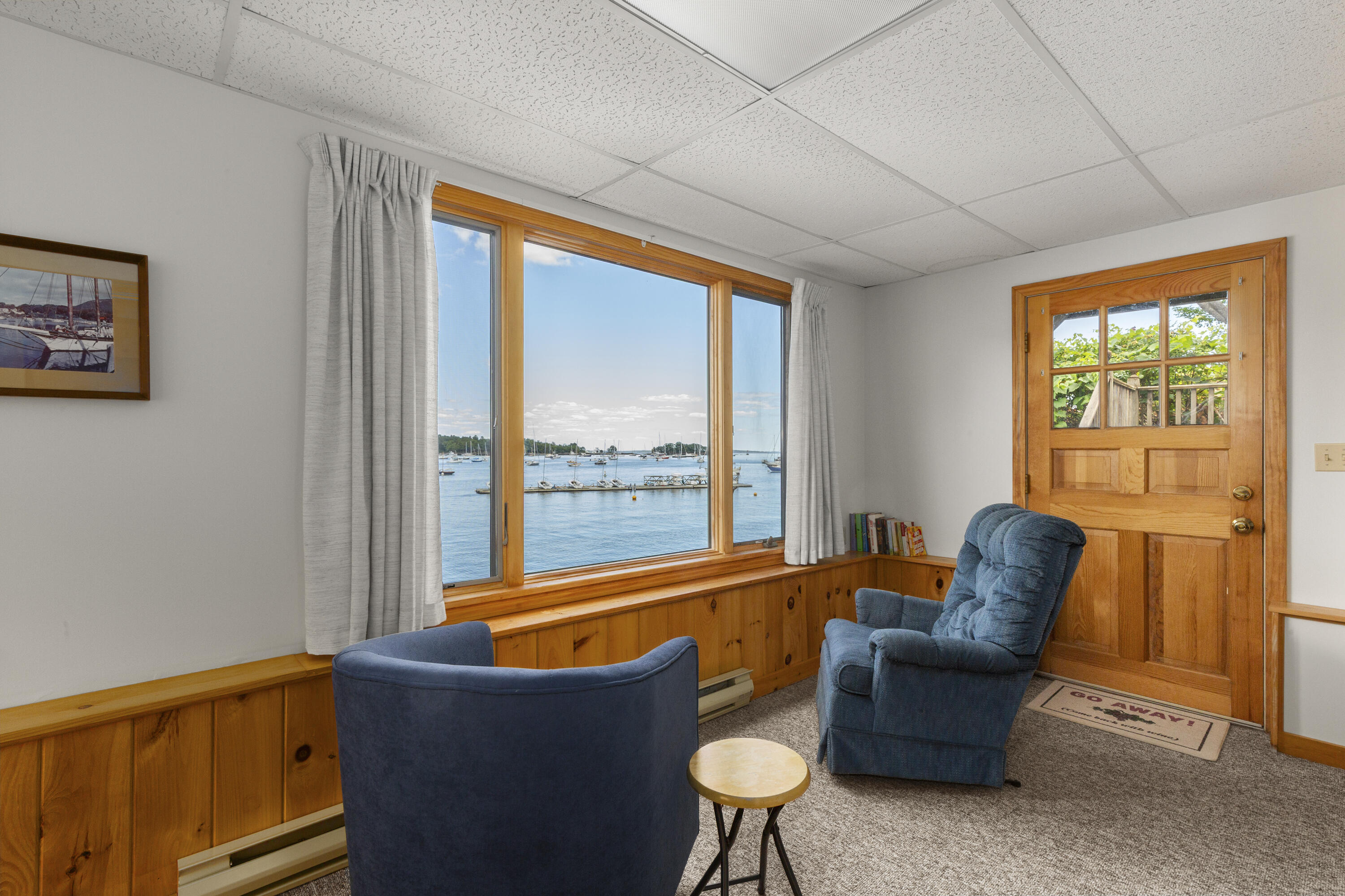 6 Bay Road