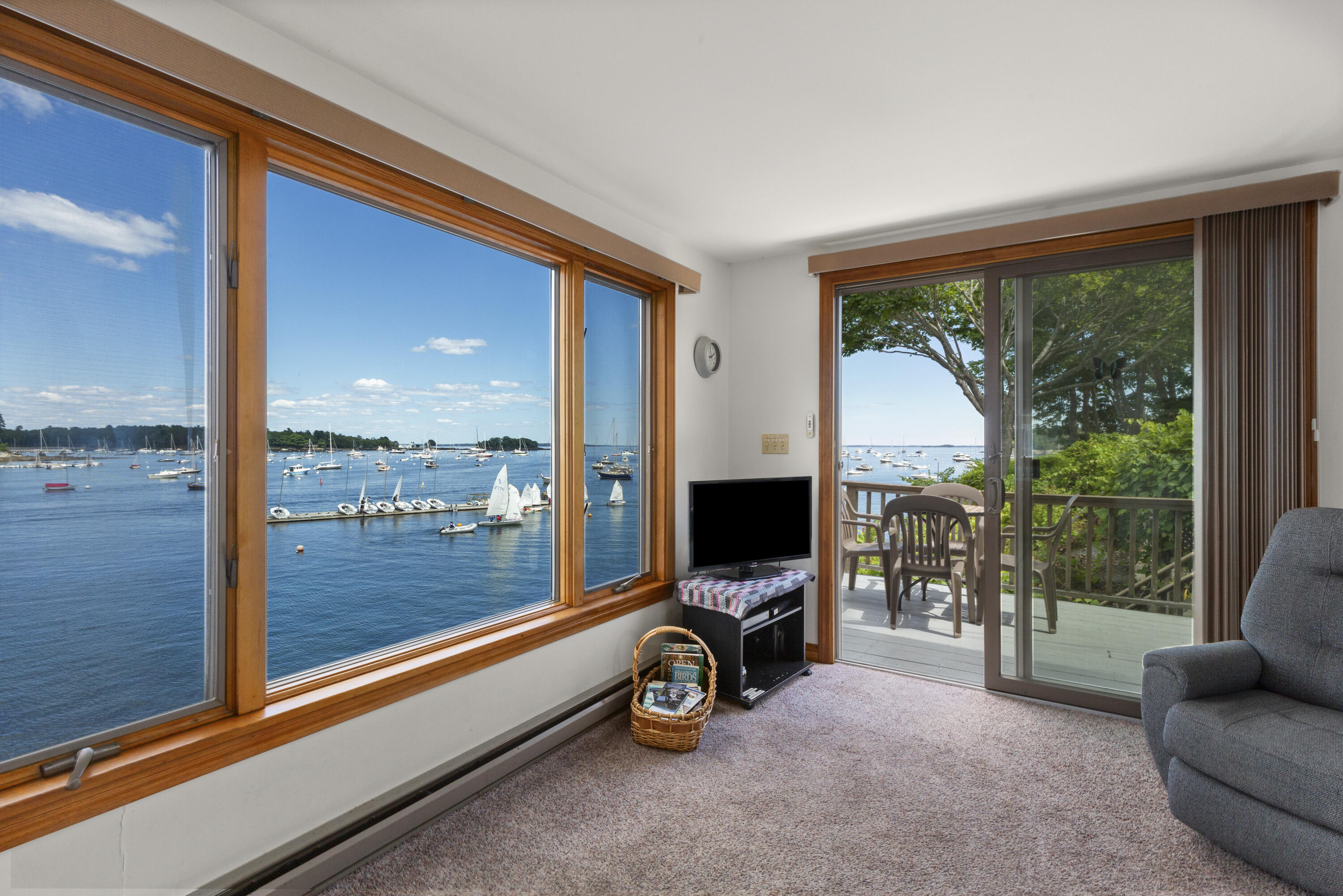 6 Bay Road