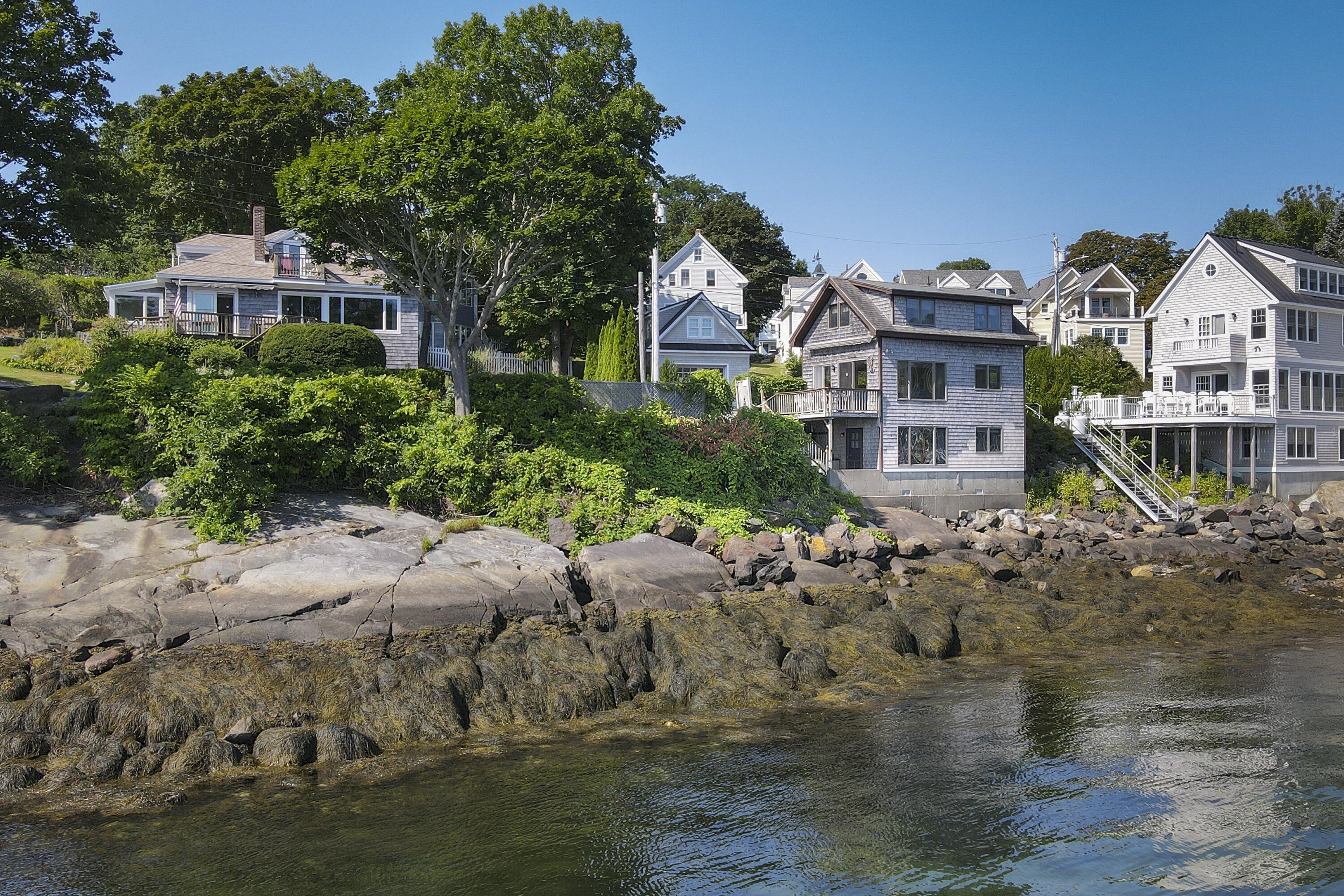 6 Bay Road