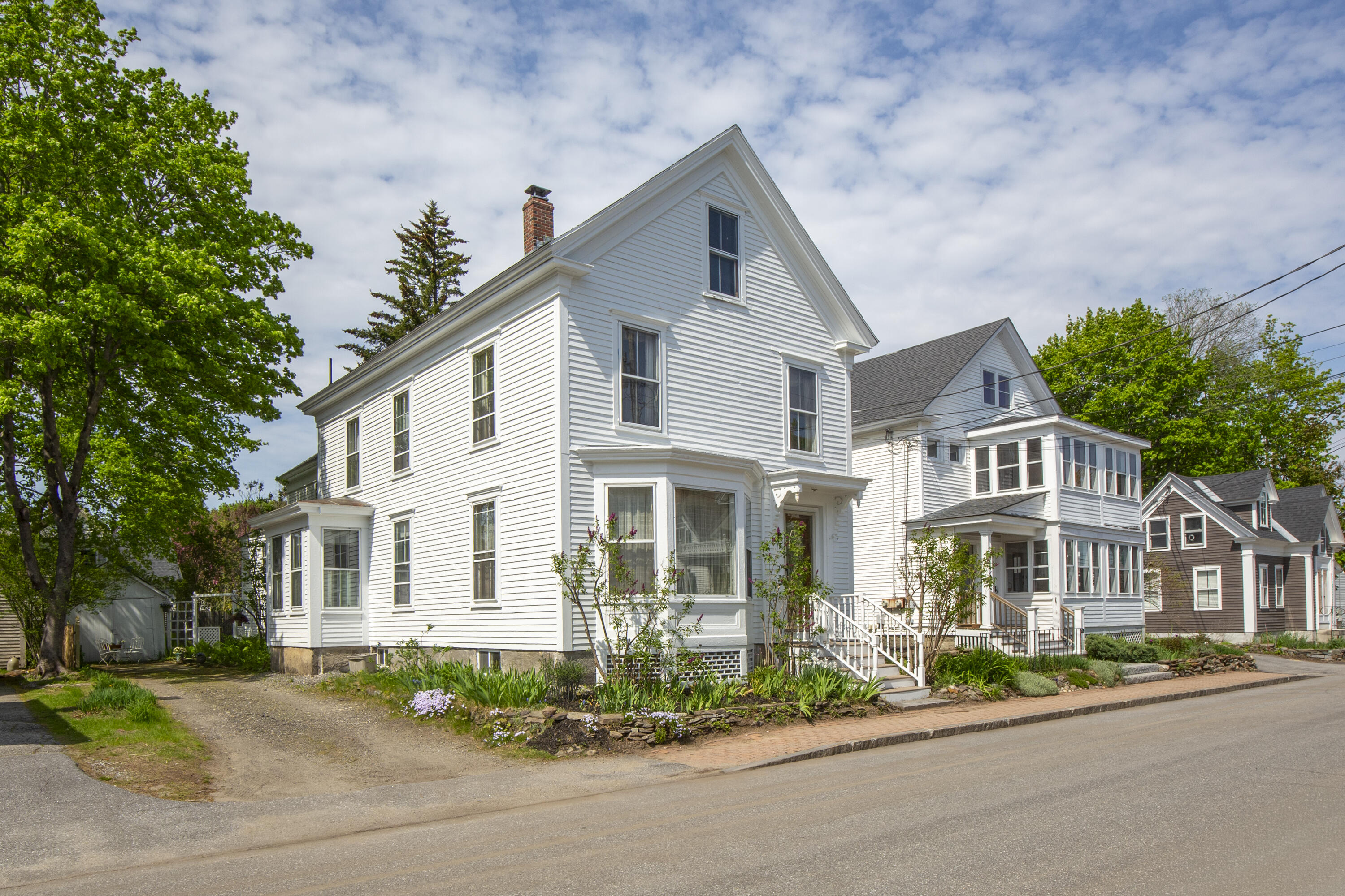 25 School Street