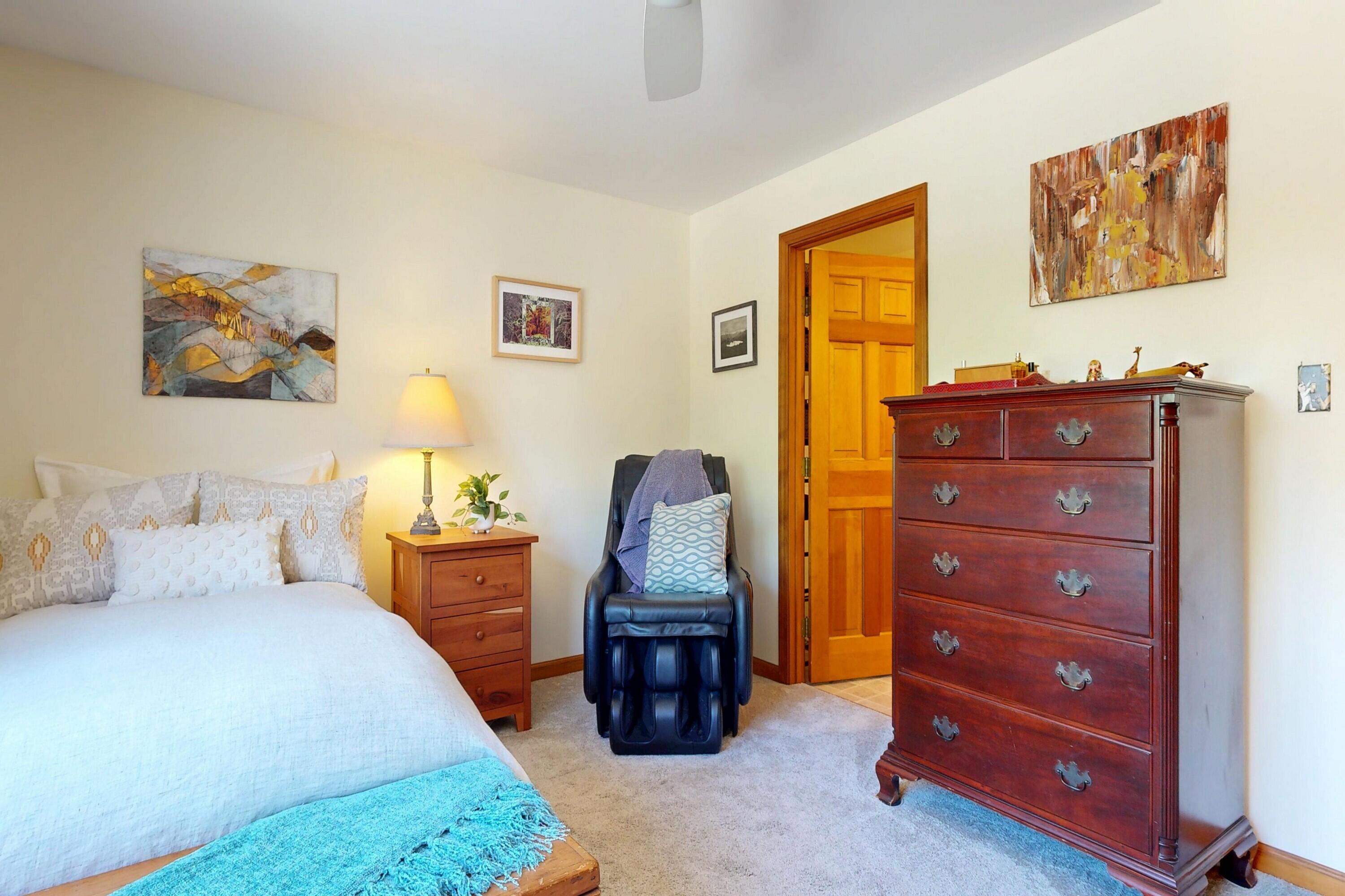 152 Mckeen Street C14