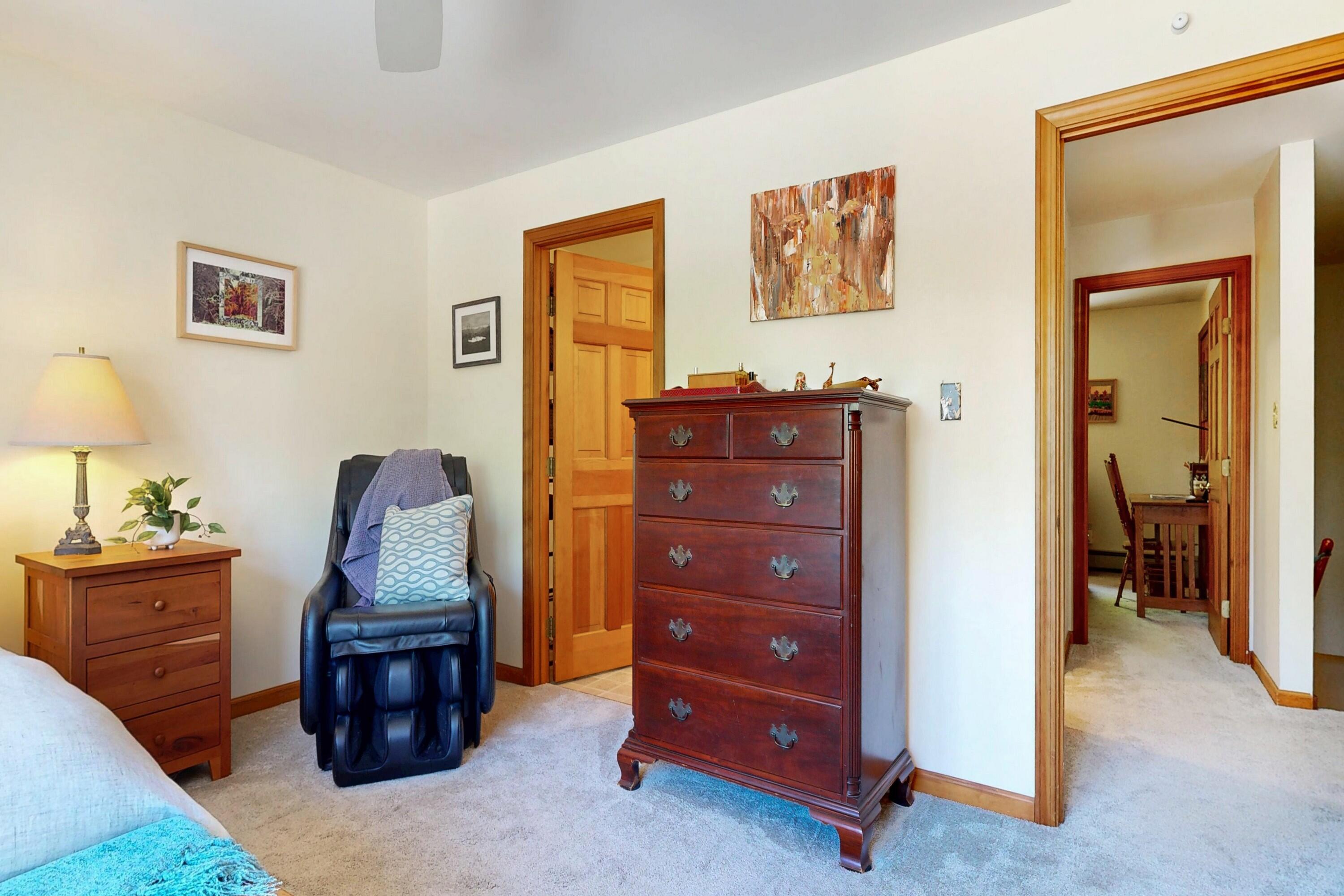152 Mckeen Street C14